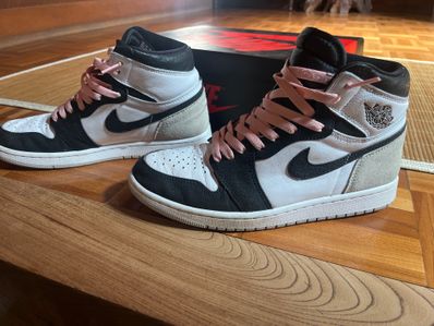 Nike Air Jordan 1 High OG "Bleached Coral"