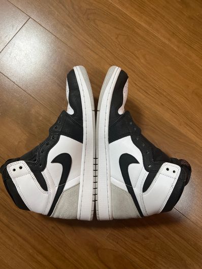 Nike Air Jordan 1 High OG "Bleached Coral"