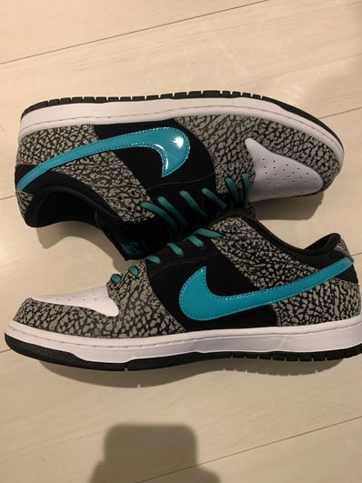 Nike SB Dunk Low "Elephant/Safari"