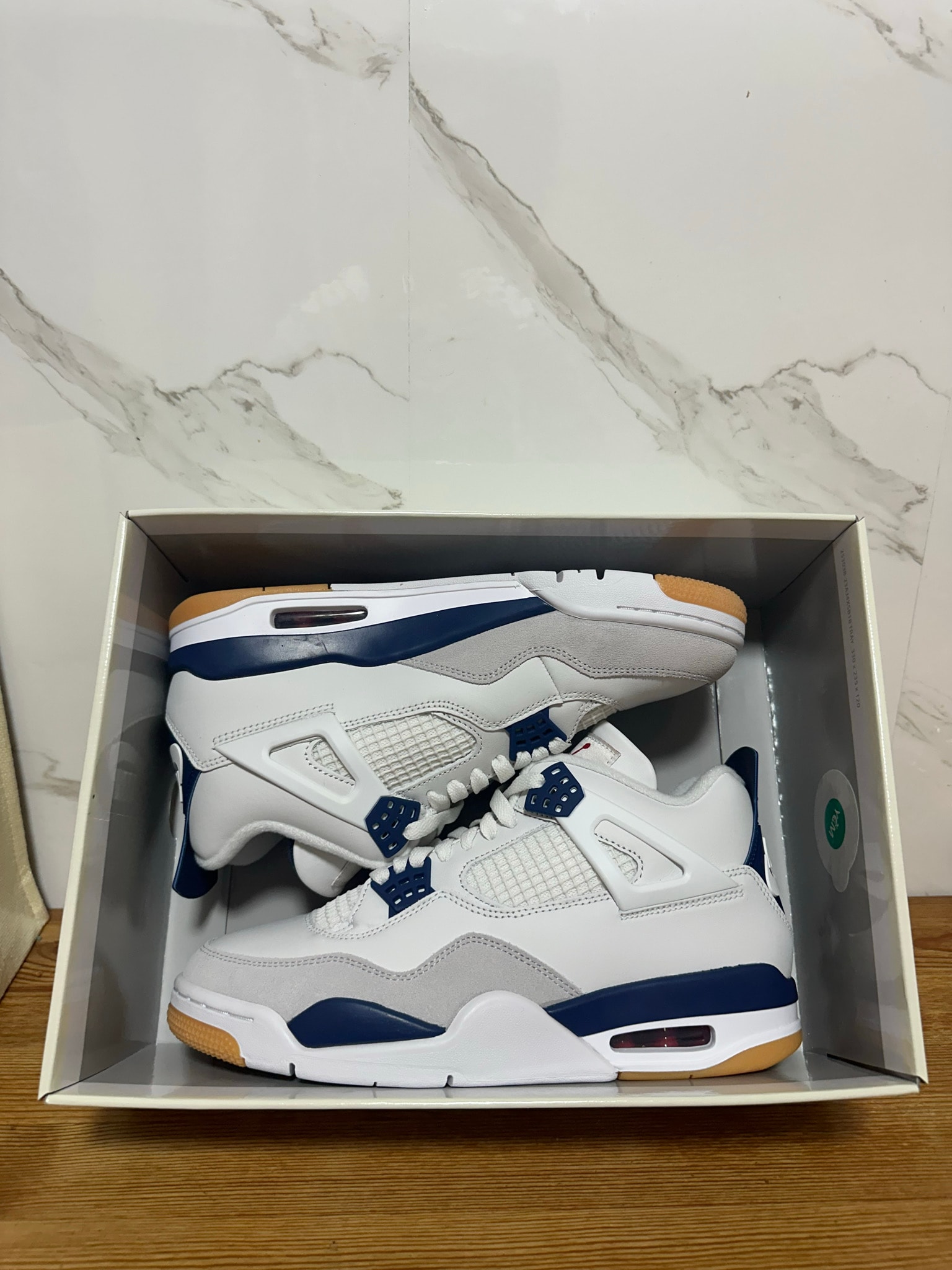 Nike SB Air Jordan 4 Retro SP "Summit White/Navy"