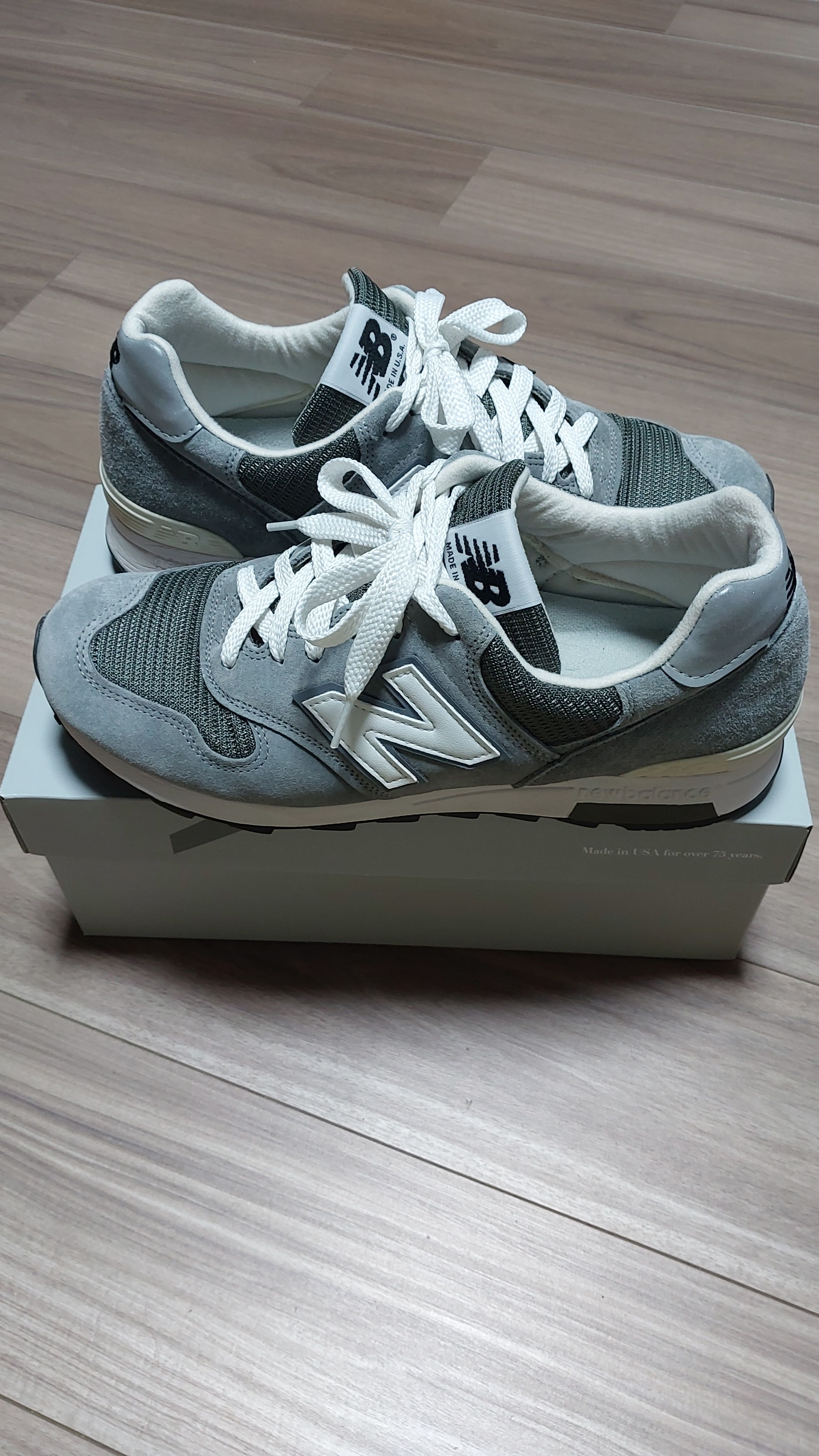 New Balance 1400 "Ice Gray"