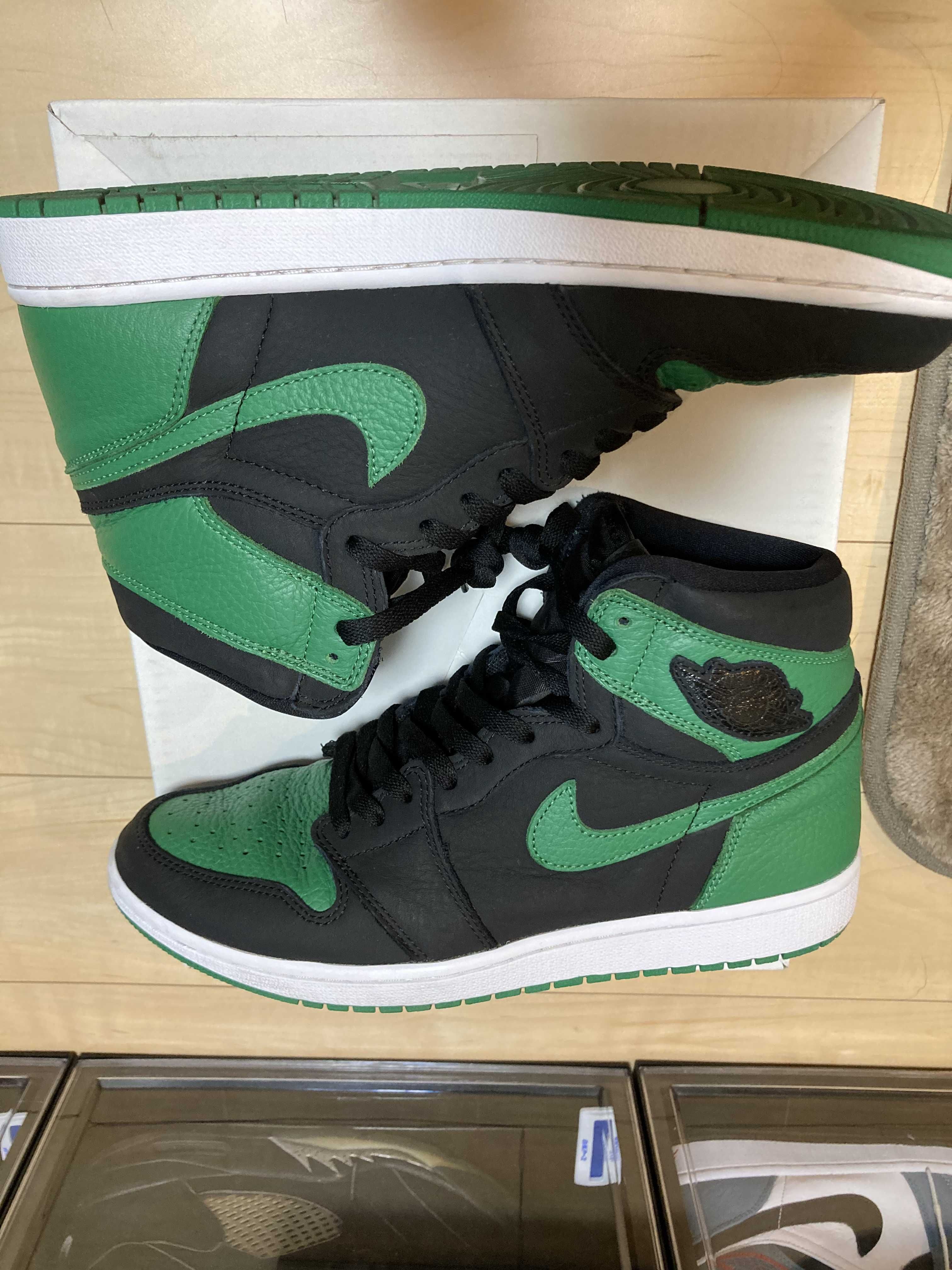 Nike Air Jordan 1 Retro High OG "Black/Pine Green" (2020)      