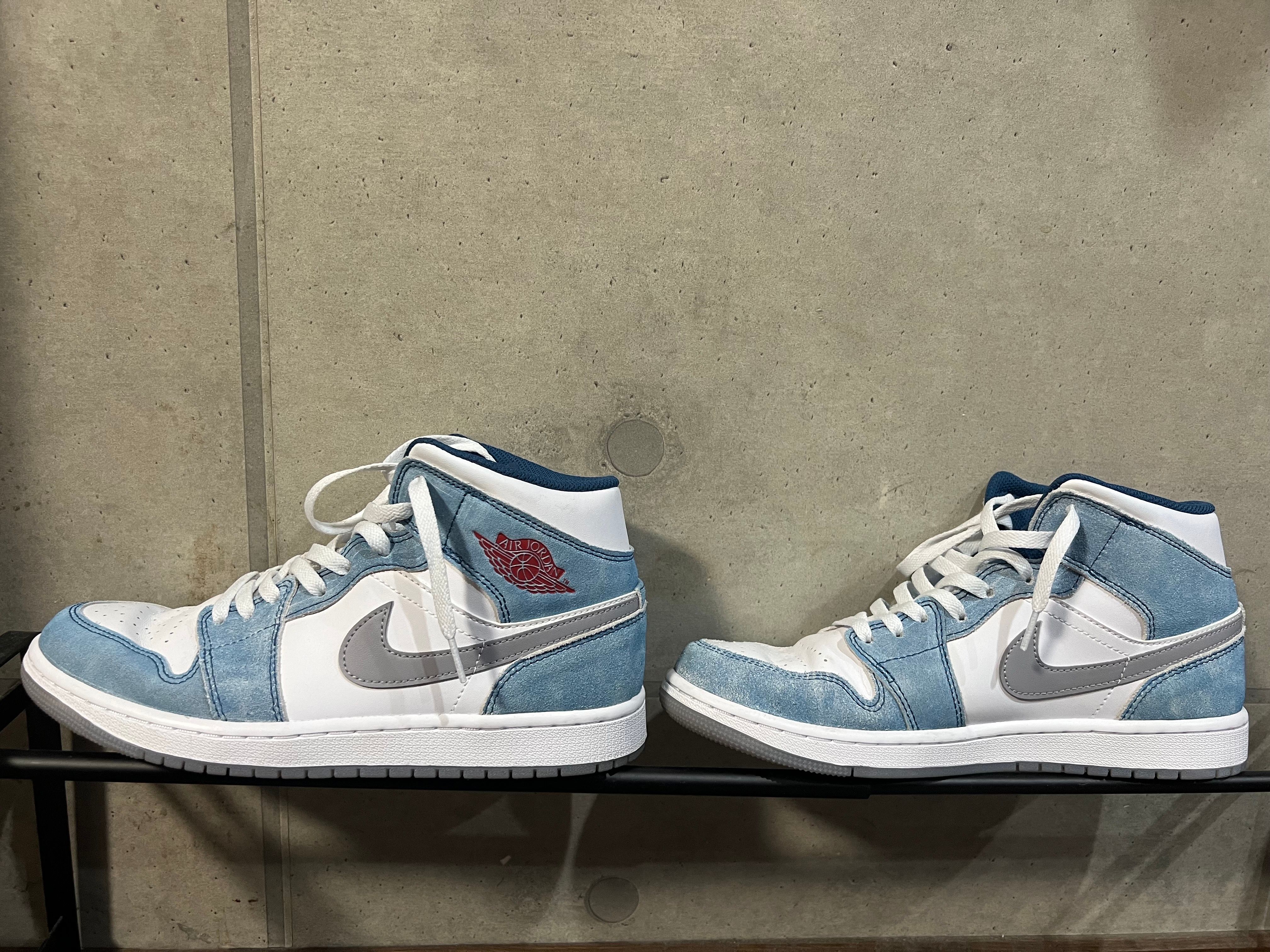 Nike Air Jordan 1 Mid SE "White/Hyper Royal/Red"