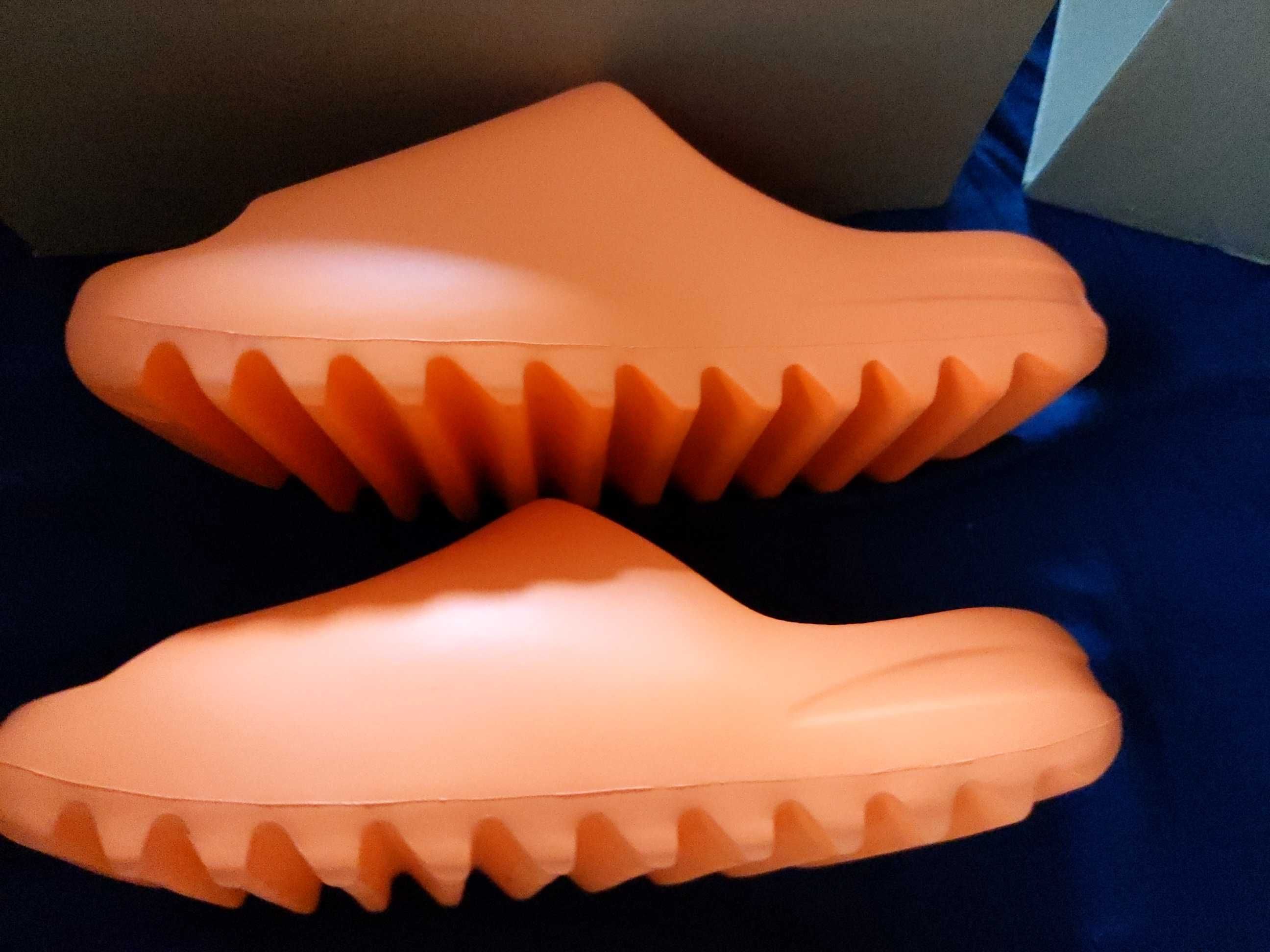 adidas YEEZY Slide "Enflame Orange"