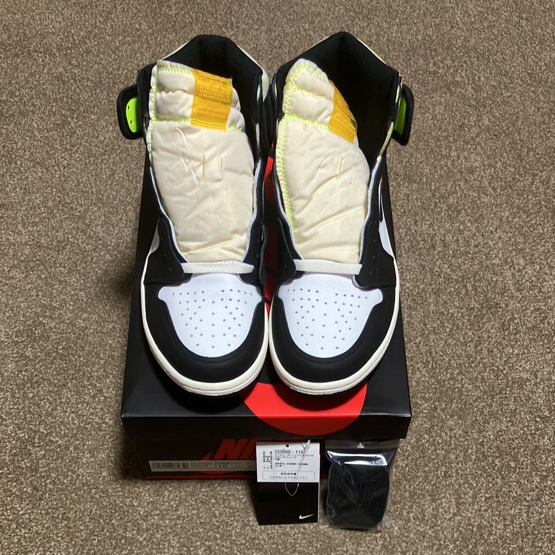 Nike Air Jordan 1 High OG "Volt Gold"