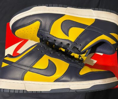 Nike Dunk Low "Michigan"