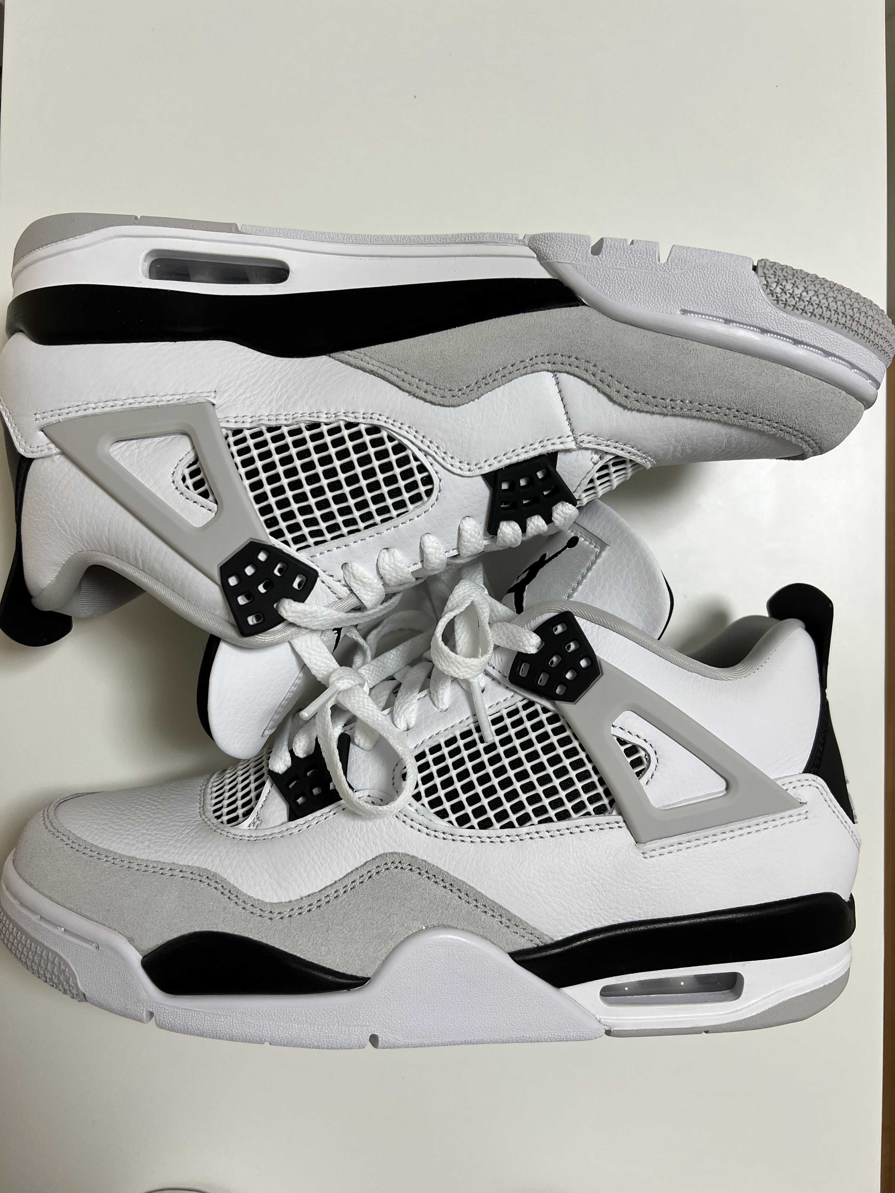 Nike Air Jordan 4 "Military Black"