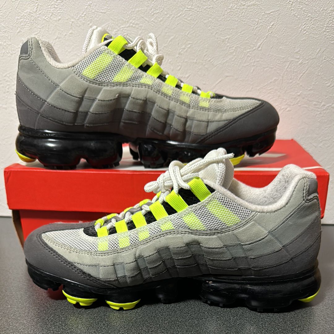 Nike Air Vapormax 95 "Neon"