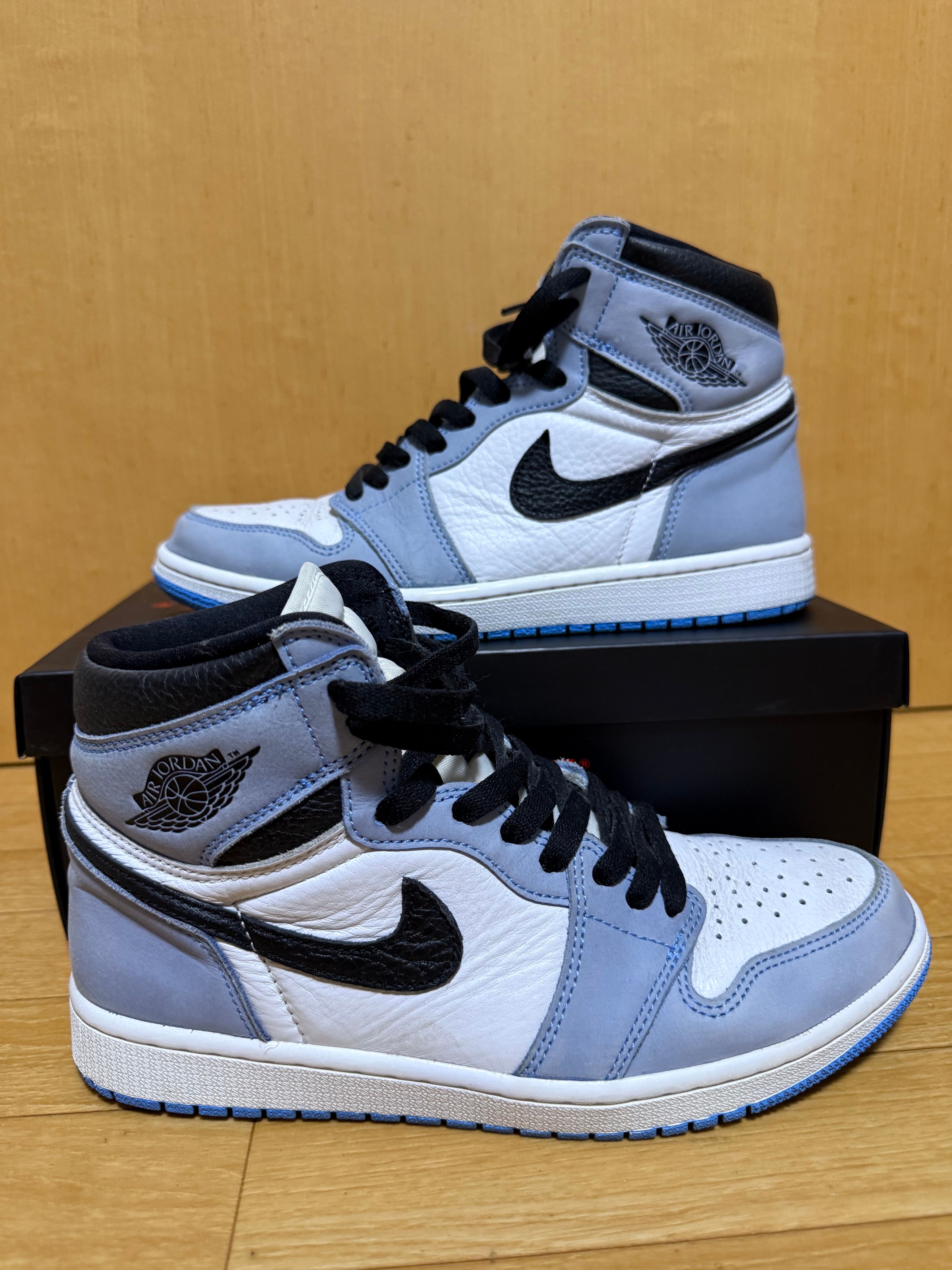 Nike Air Jordan 1 High OG "University Blue"