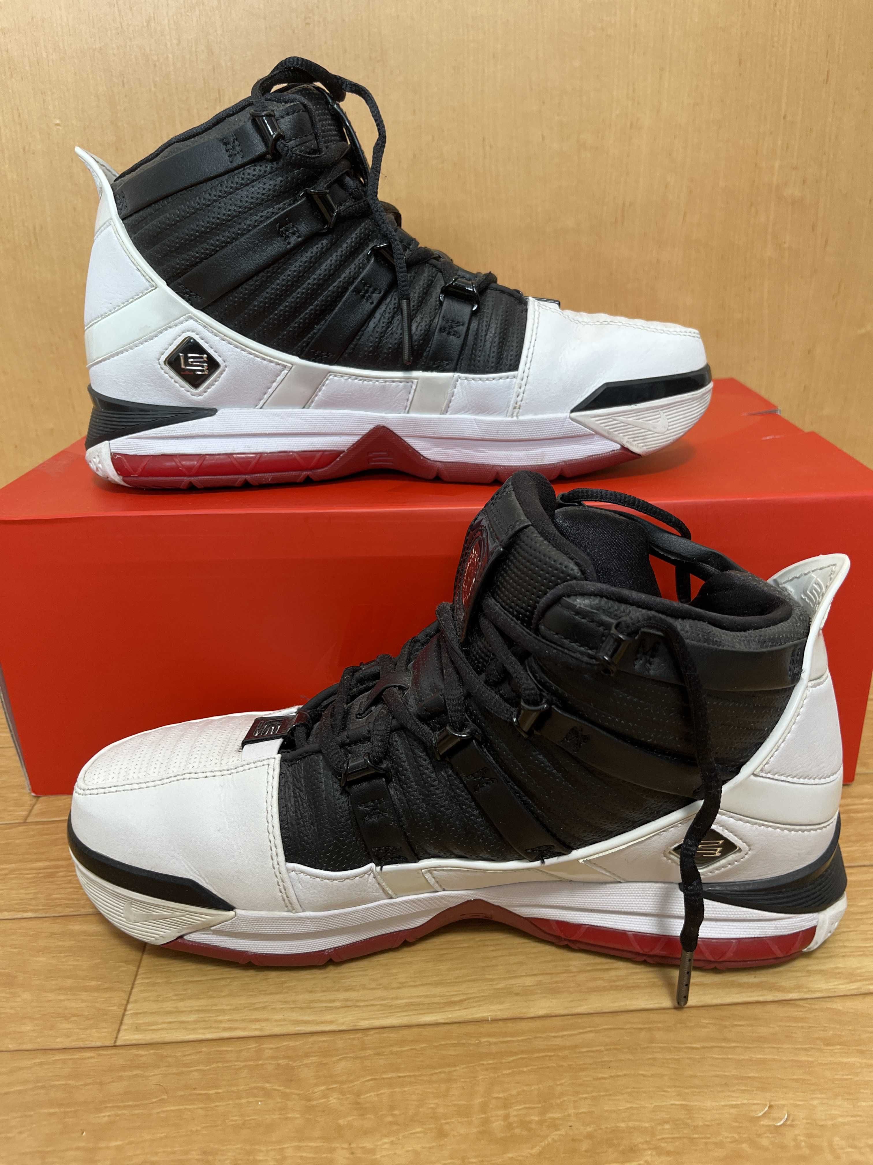 Nike Zoom Lebron 3 "Home"