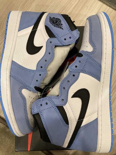 Nike Air Jordan 1 High OG "University Blue"