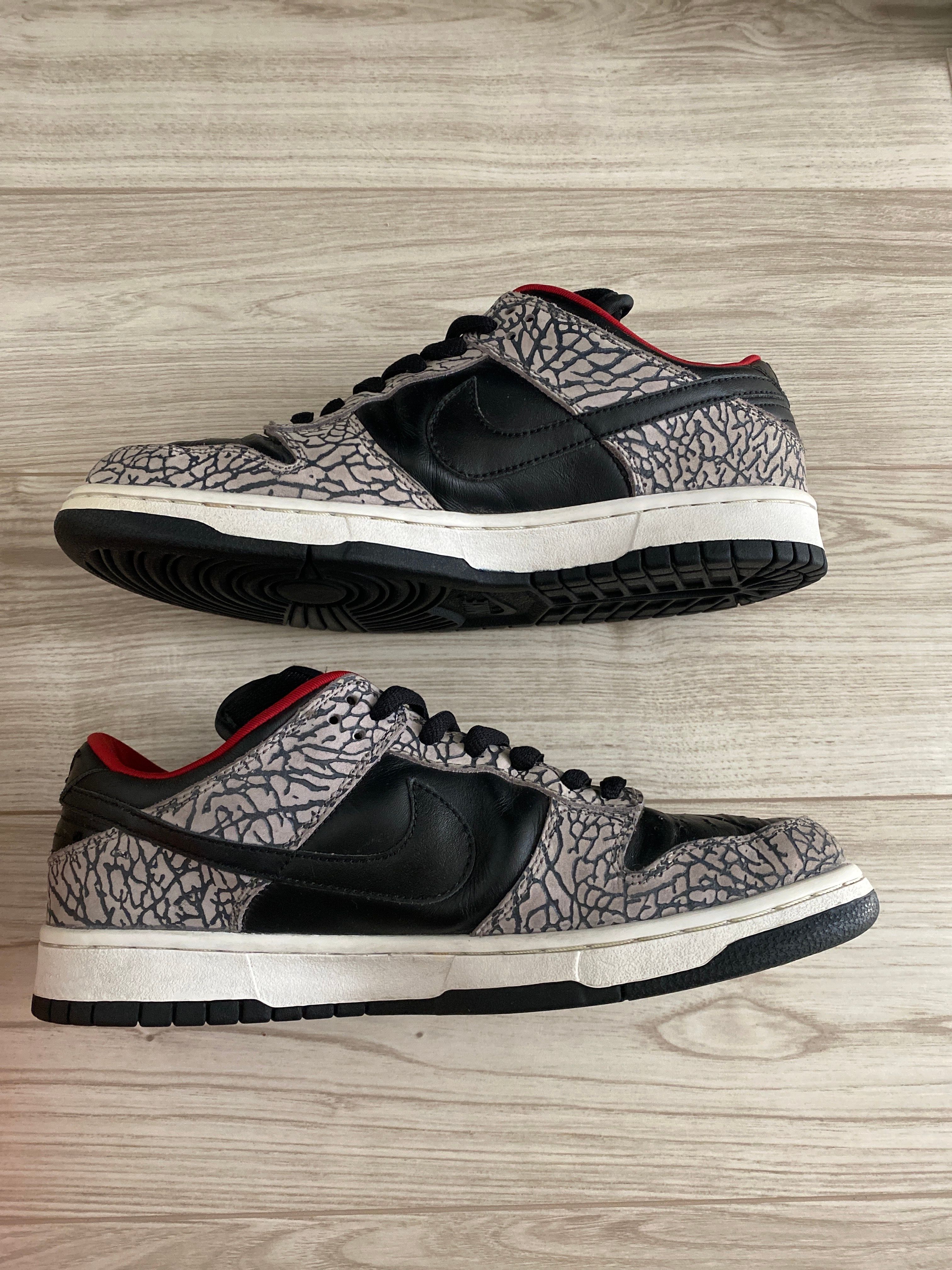 Supreme × Nike SB Dunk Low "Black Cement/Safari" (2002)