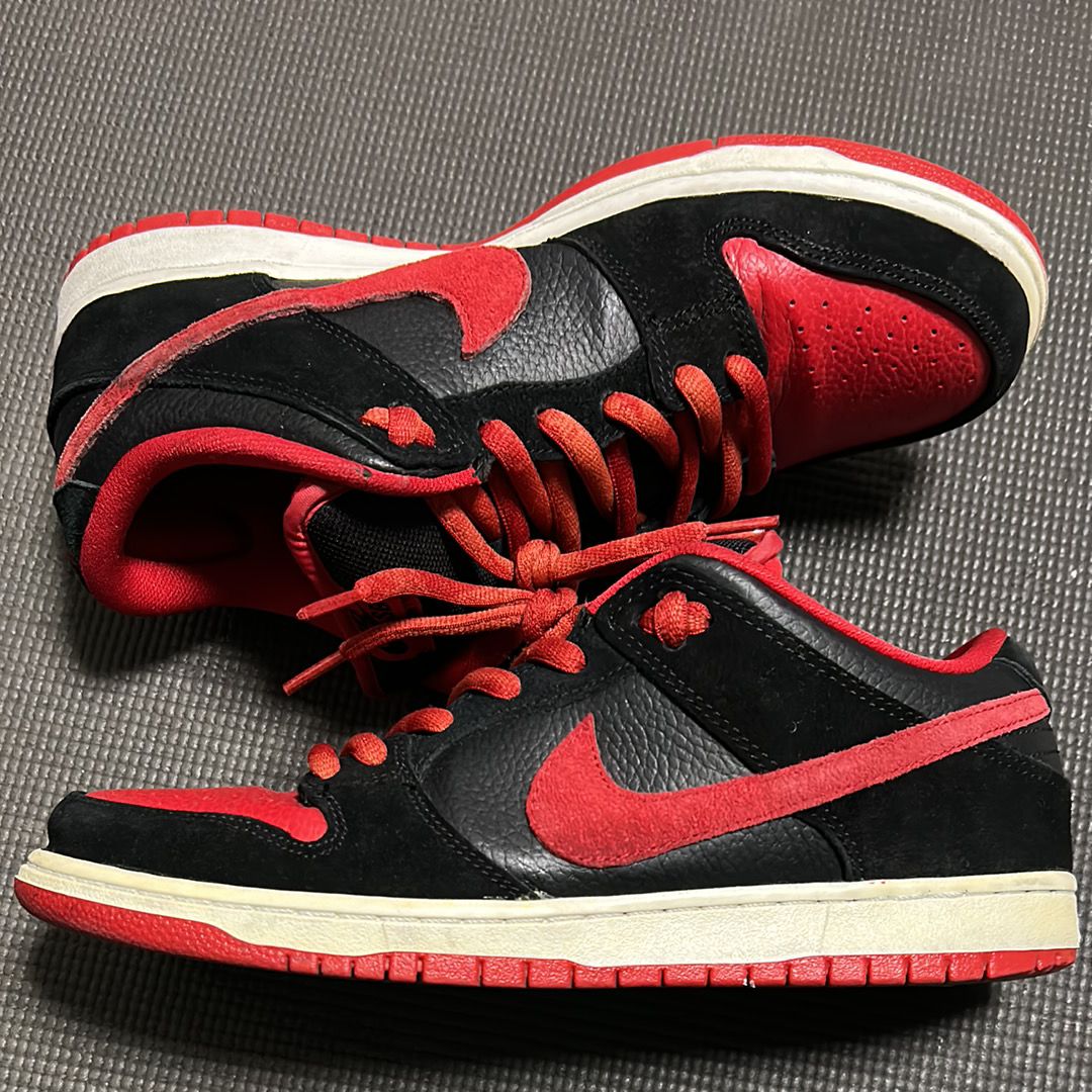 Nike SB Dunk Low Pro J-Pack "Black/University Red"