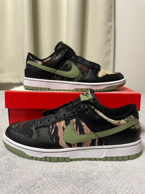 NIKE DUNK LOW SE "BLACK MULTI CAMO"