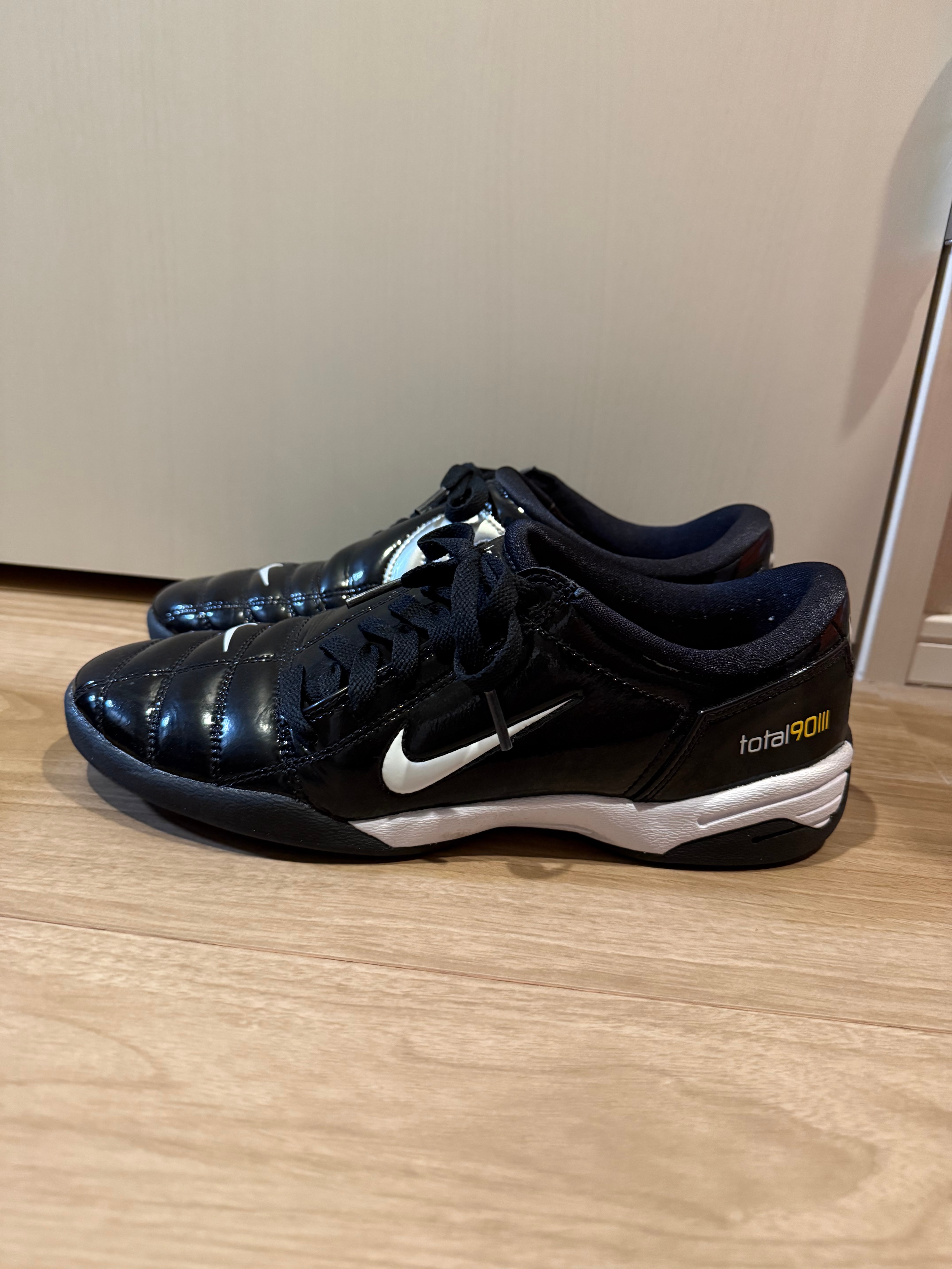 ナイキ トータル90 3 SP "ブラックアンドホワイト"