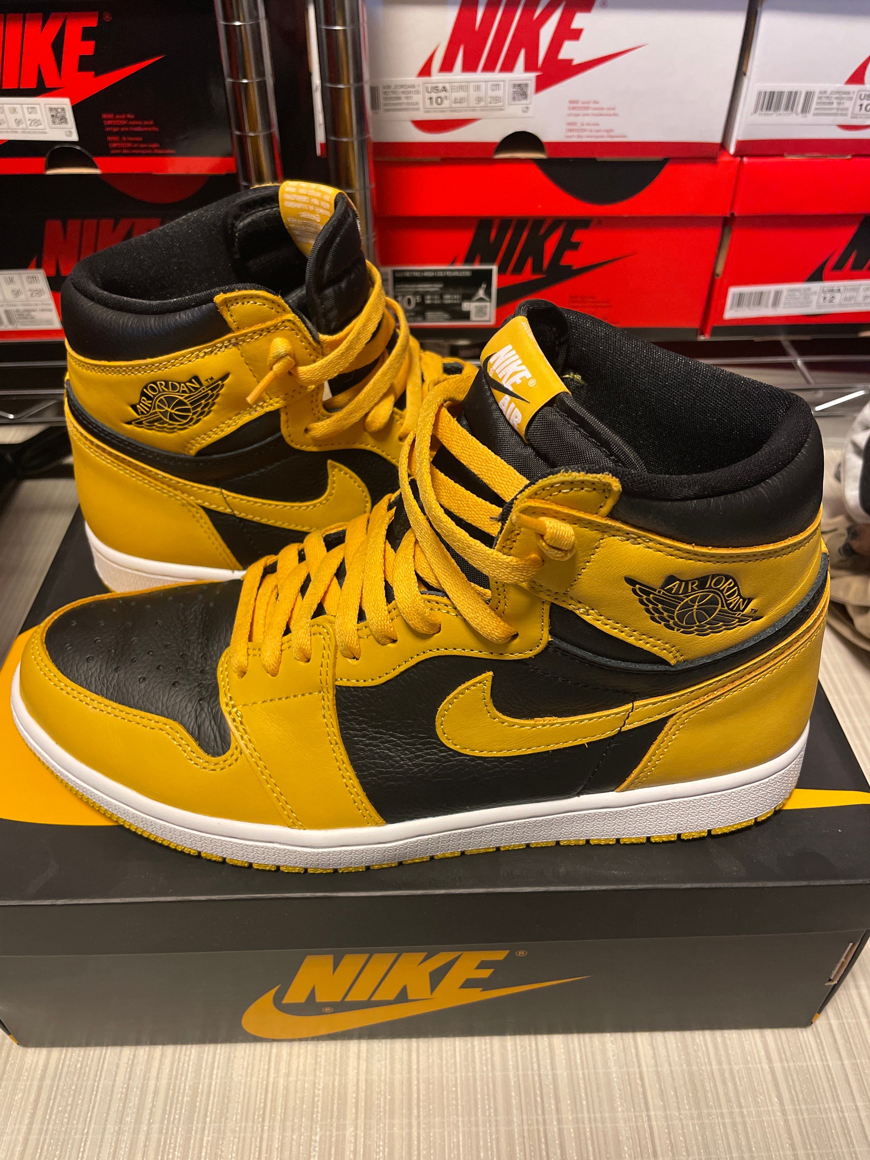 Nike Air Jordan 1 High OG "Pollen" 