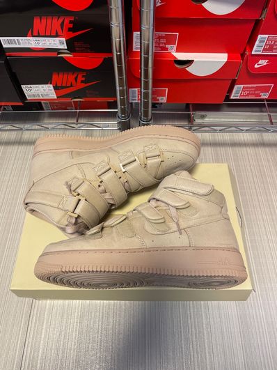 Billie Eilish × Nike Air Force 1 High '07 SP "Mushroom"