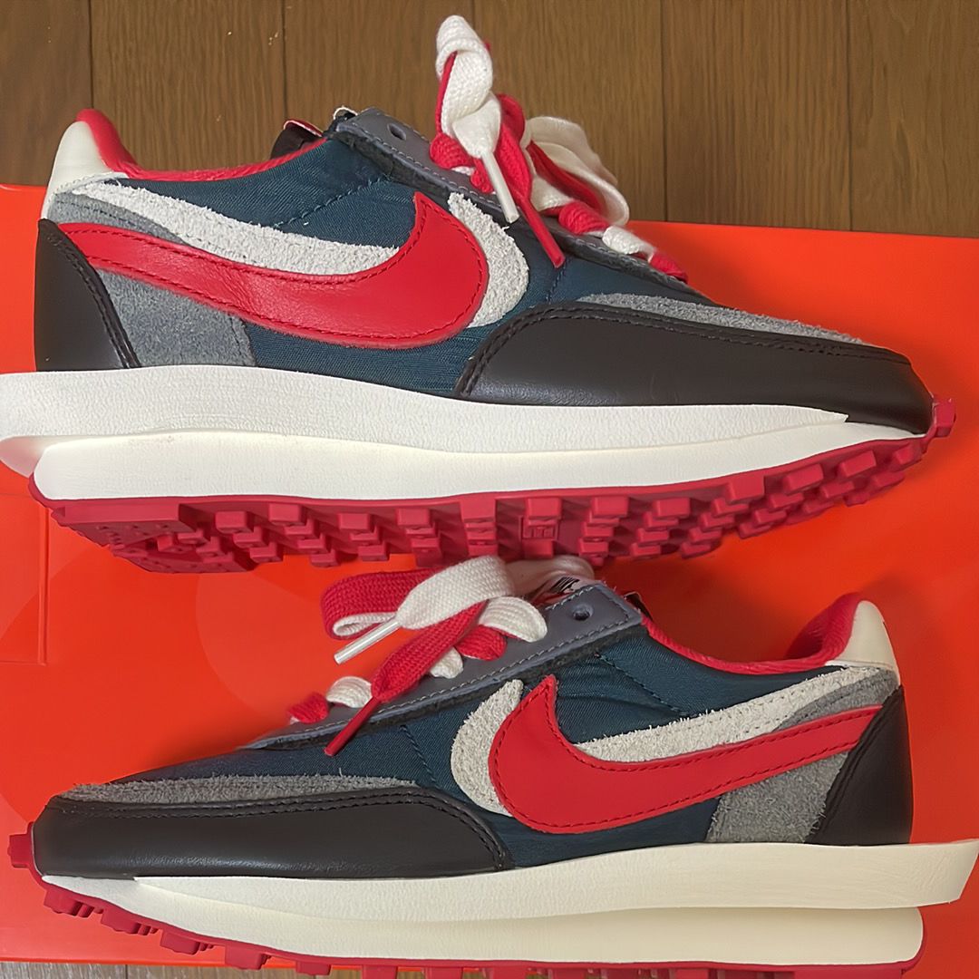 UNDERCOVER × sacai × Nike LD Waffle "Midnight Spruce/Pale Ivory-Dark Grey-University Red"