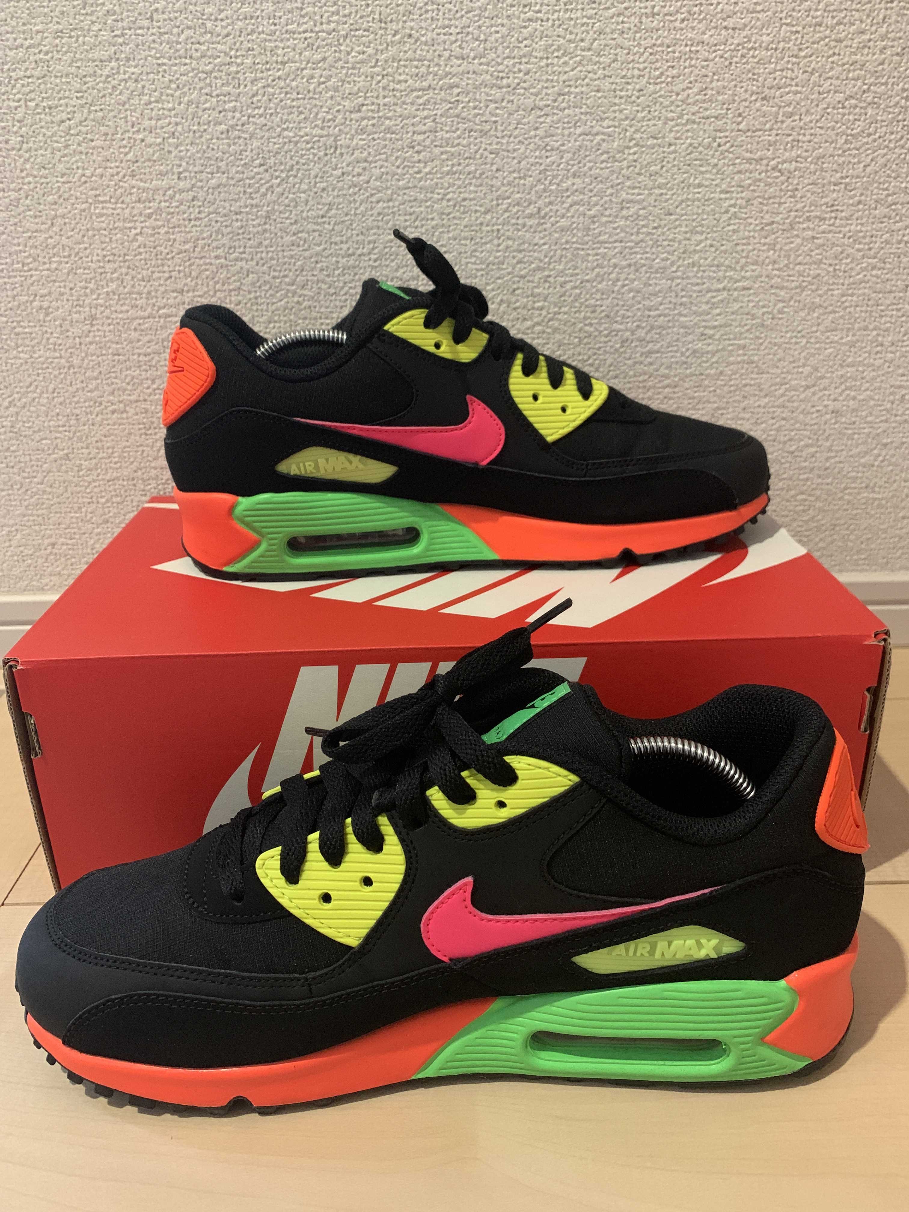 NIKE AIR MAX 90 "TOKYO NEON"