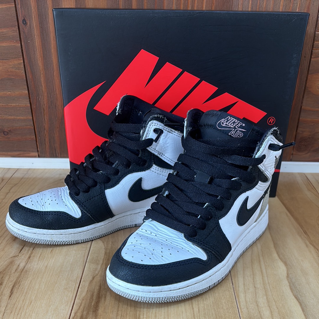 Nike Air Jordan 1 High OG "Bleached Coral"