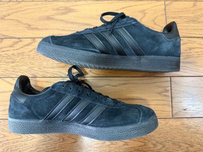 adidas Gazelle "Triple Black"