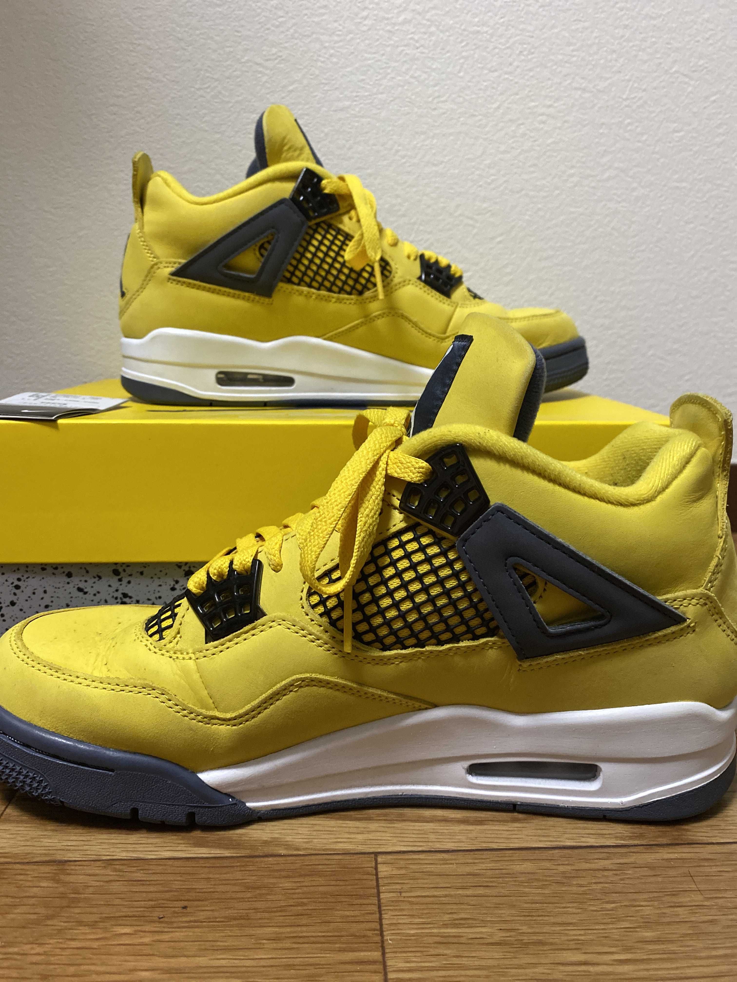 Nike Air Jordan 4 "Tour Yellow"