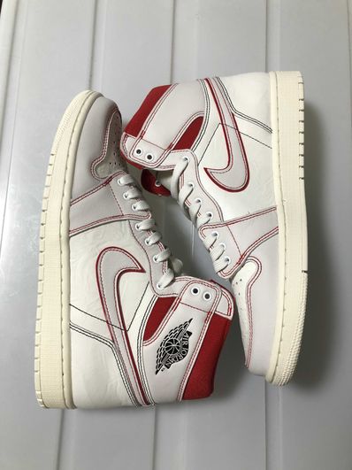 Nike Air Jordan 1 Retro High OG "Sail/University Red"