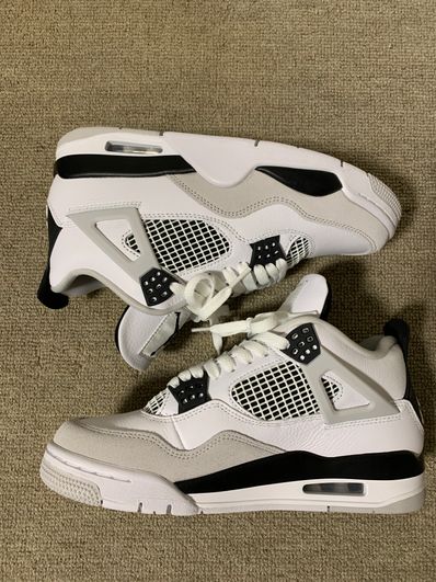 Nike Air Jordan 4 "Military Black"