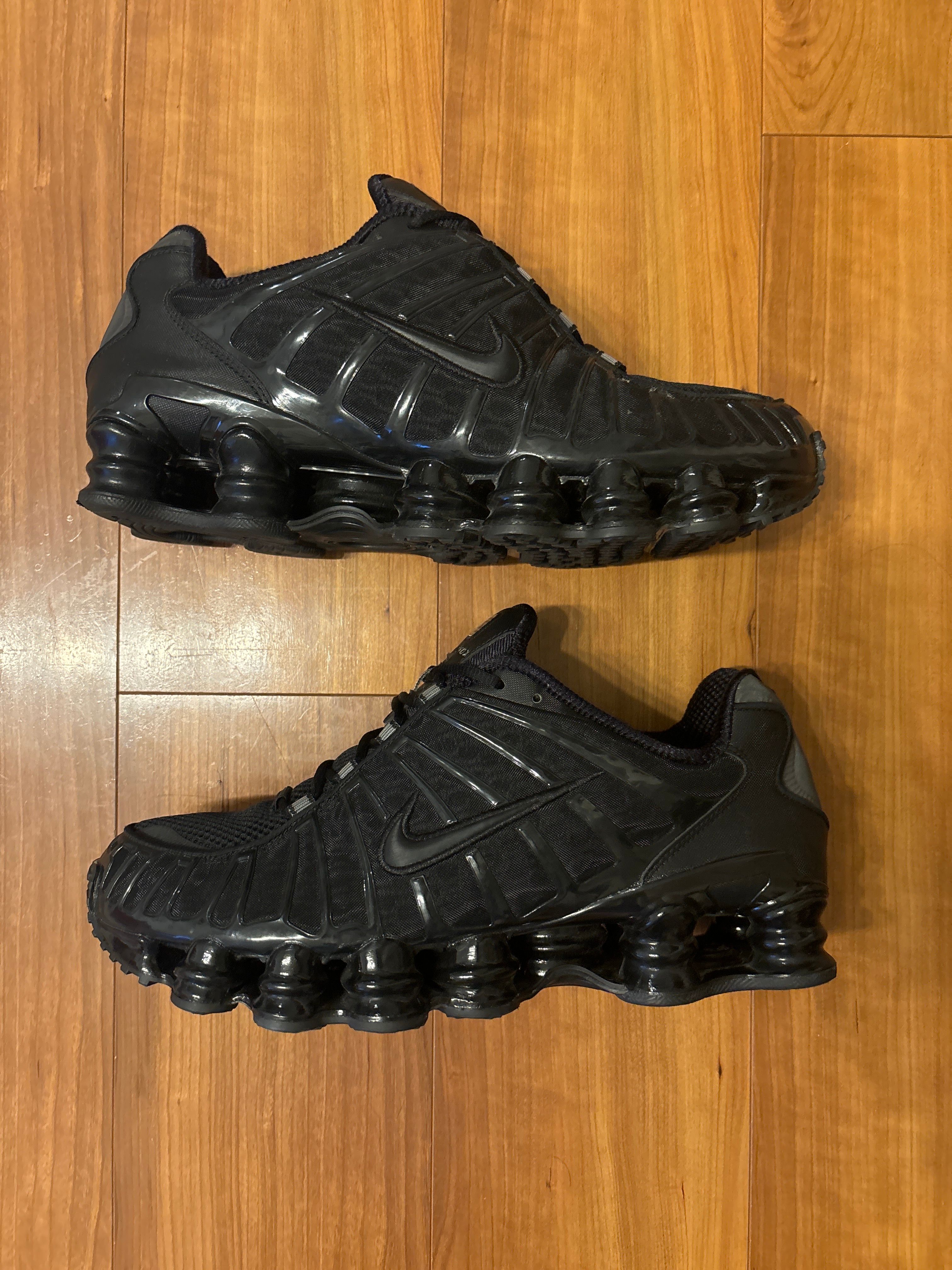 Nike Shox TL "Triple Black"