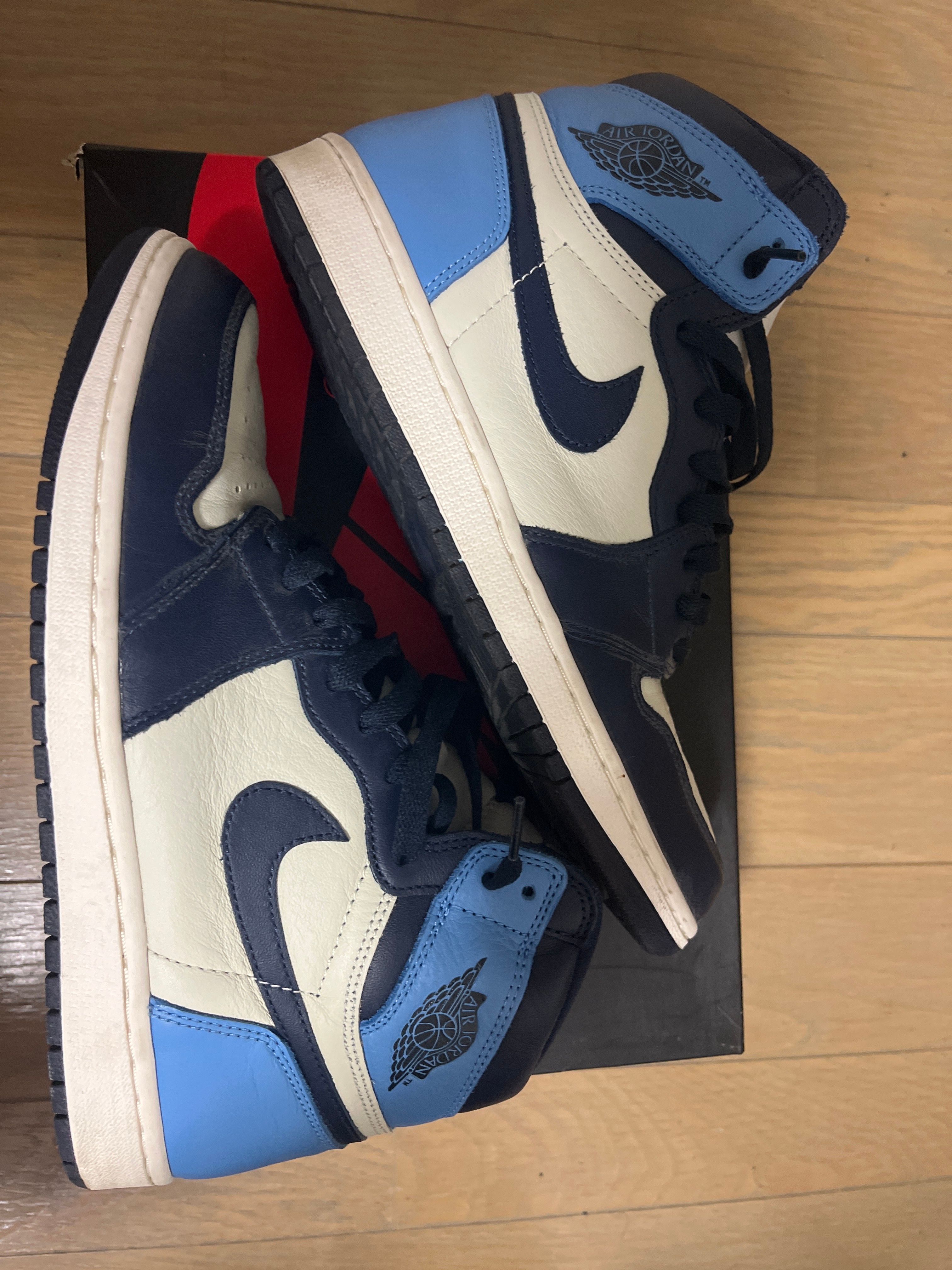 Nike Air Jordan 1 Retro High OG "Obsidian/University Blue"
