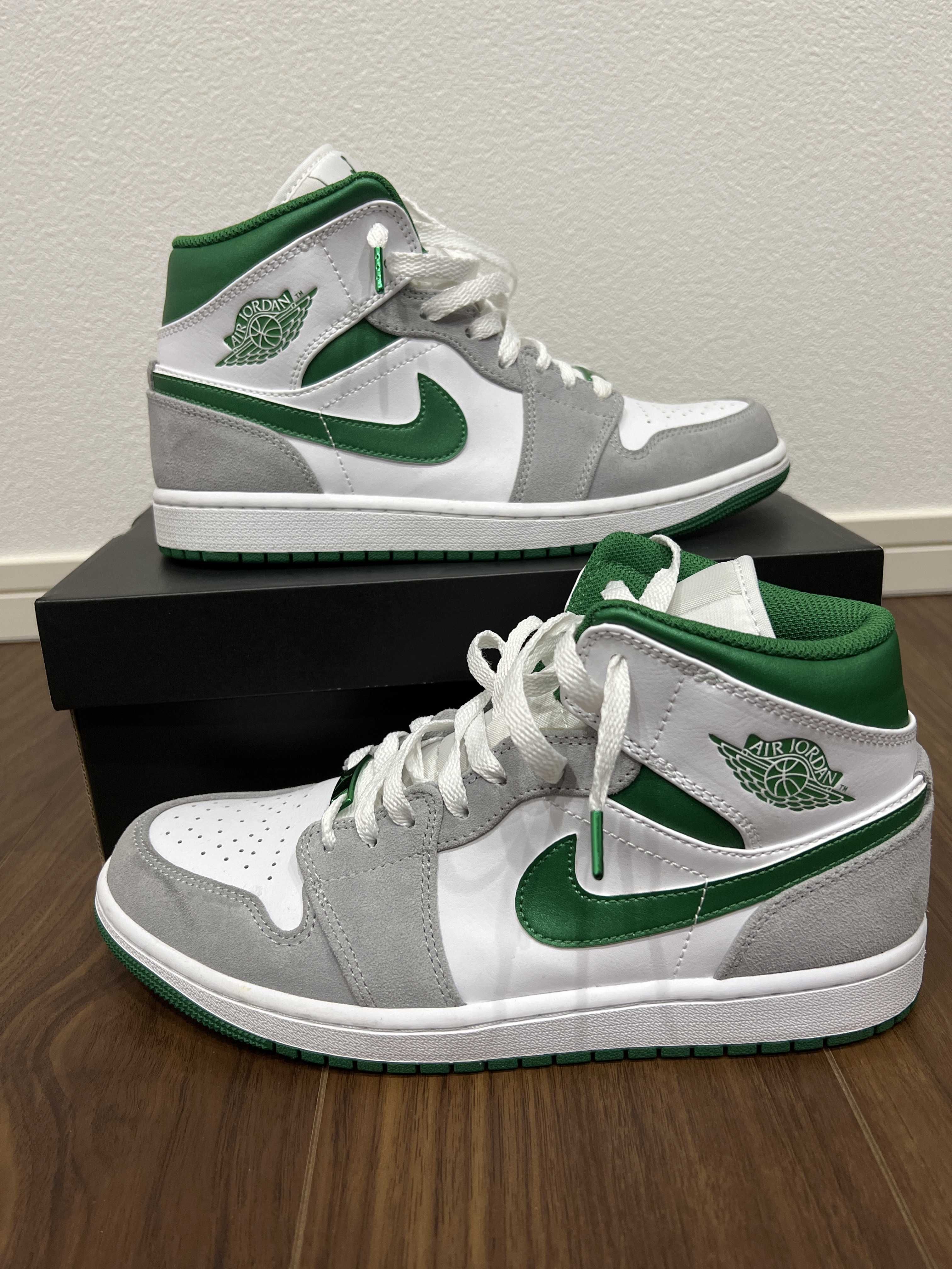 Nike Air Jordan 1 Mid "Green Grey White"