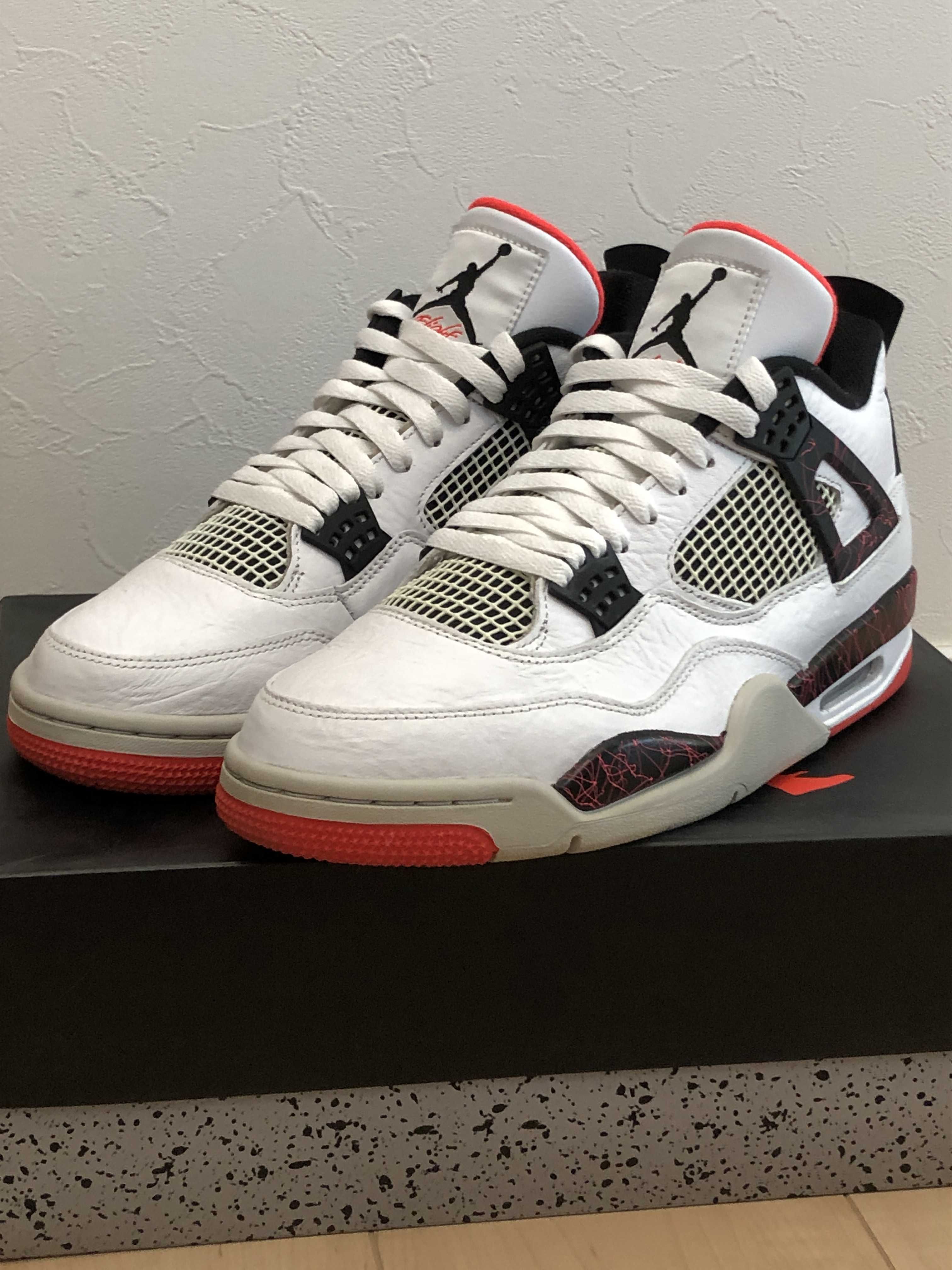 Nike Air Jordan 4 Retro "Flight Nostalgia"