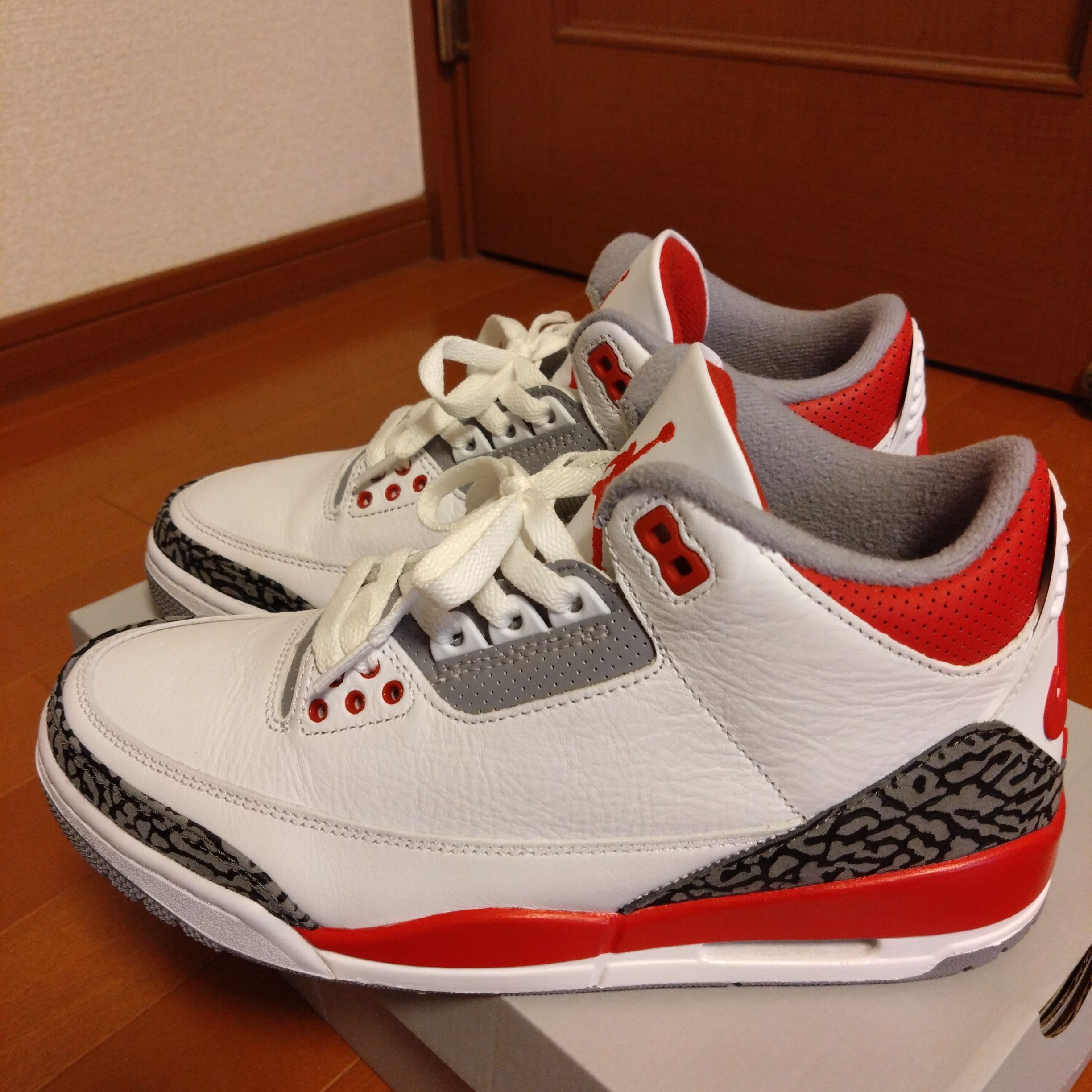 Nike Air Jordan 3 Retro OG "Fire Red" (2022)
