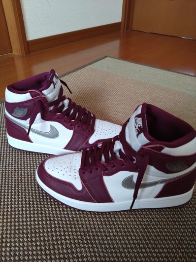 Nike Air Jordan 1 High OG "Bordeaux"