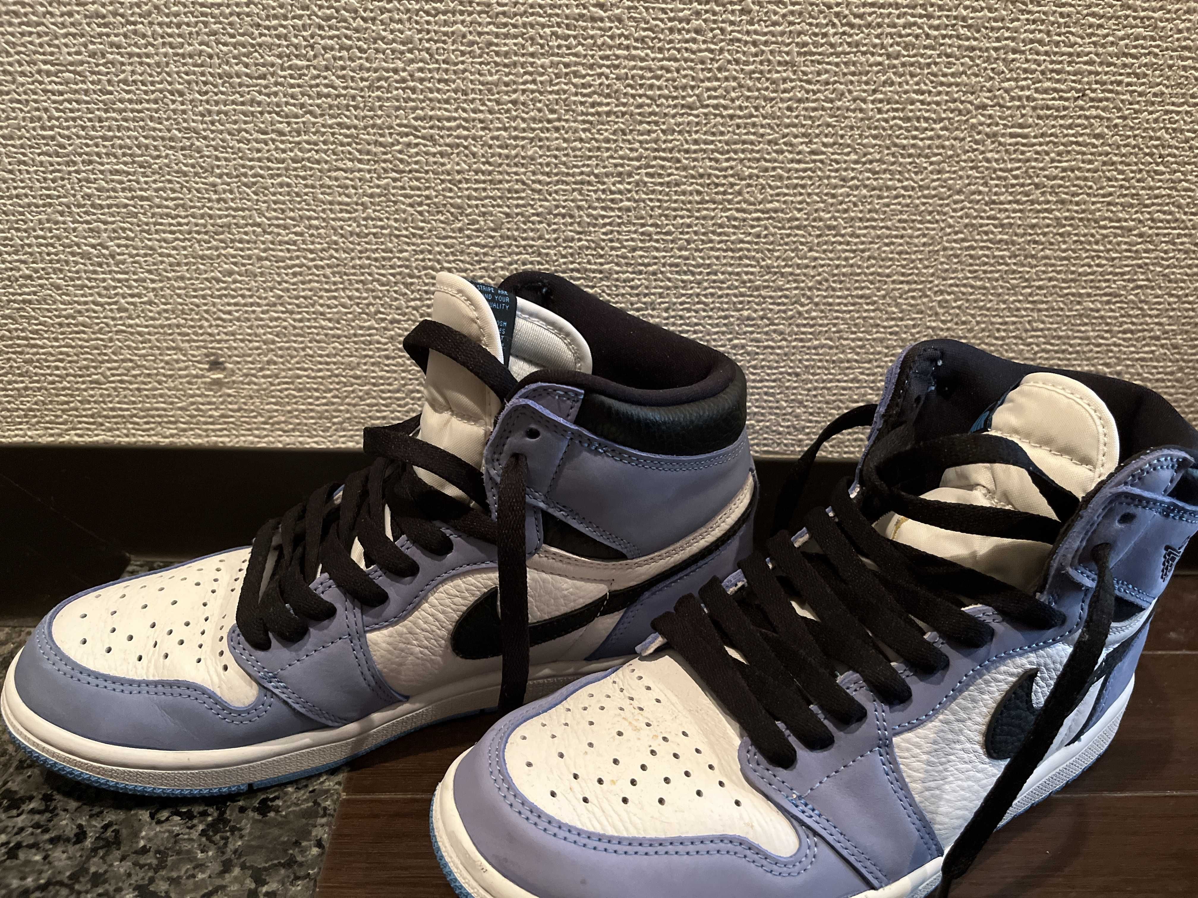 Nike Air Jordan 1 High OG "University Blue"