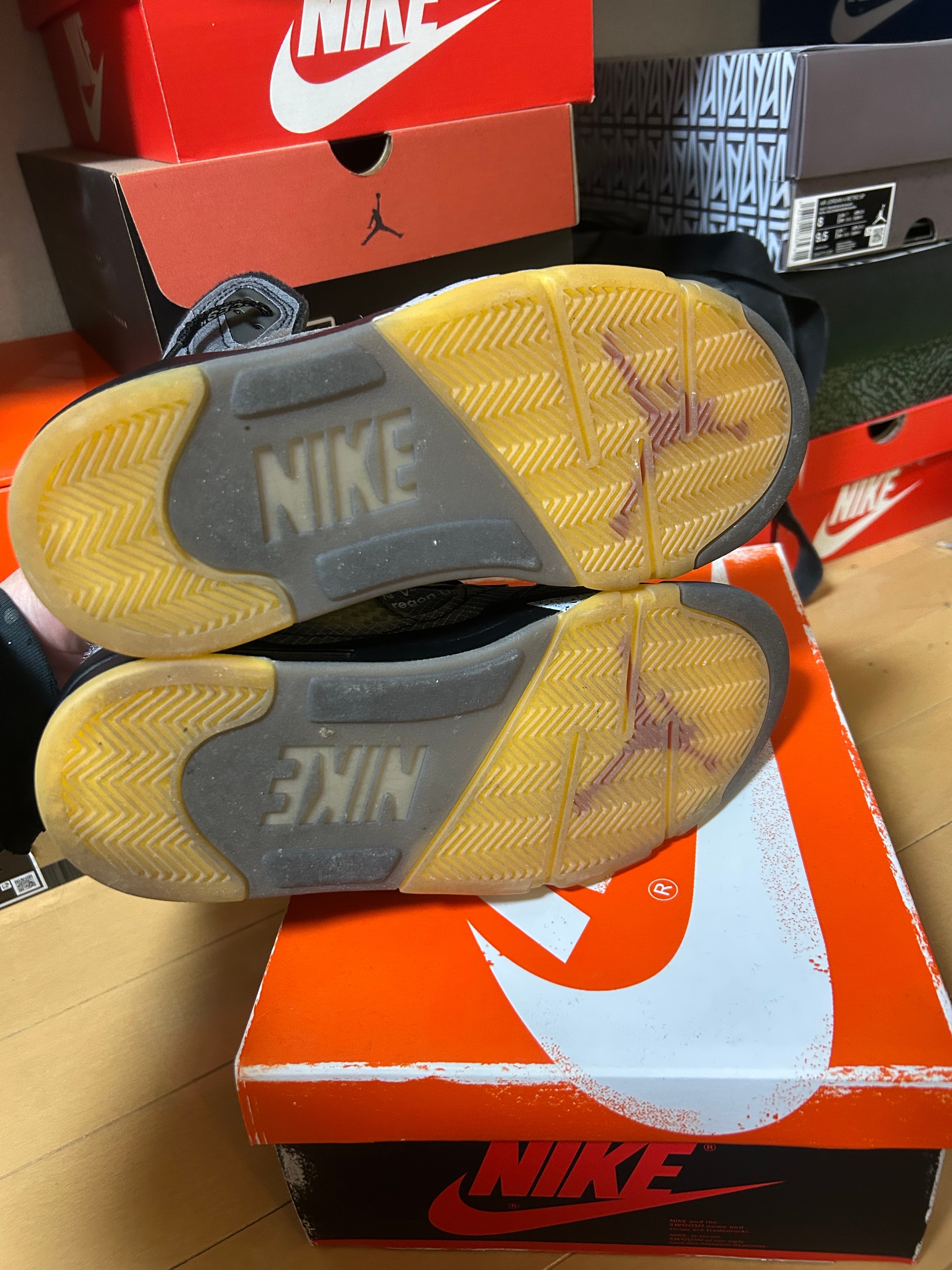 Off-White × Nike Air Jordan 5 "Black/Muslin/Fire Red"