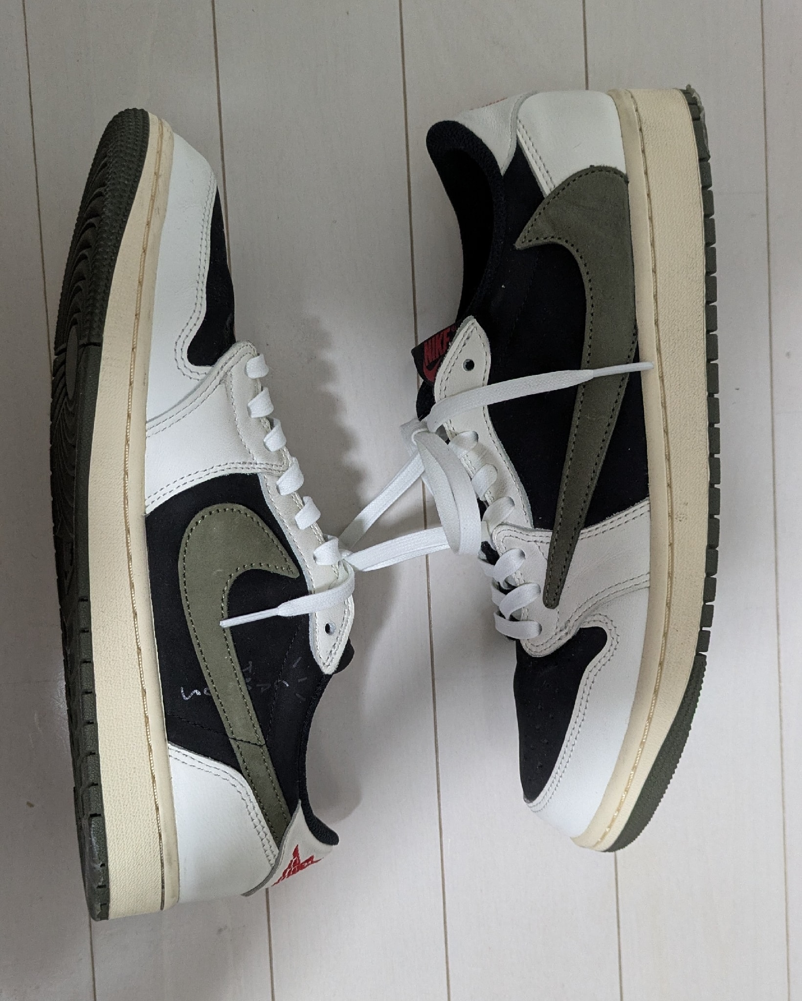 Travis Scott × Nike Women's Air Jordan 1 Low OG "Medium Olive"