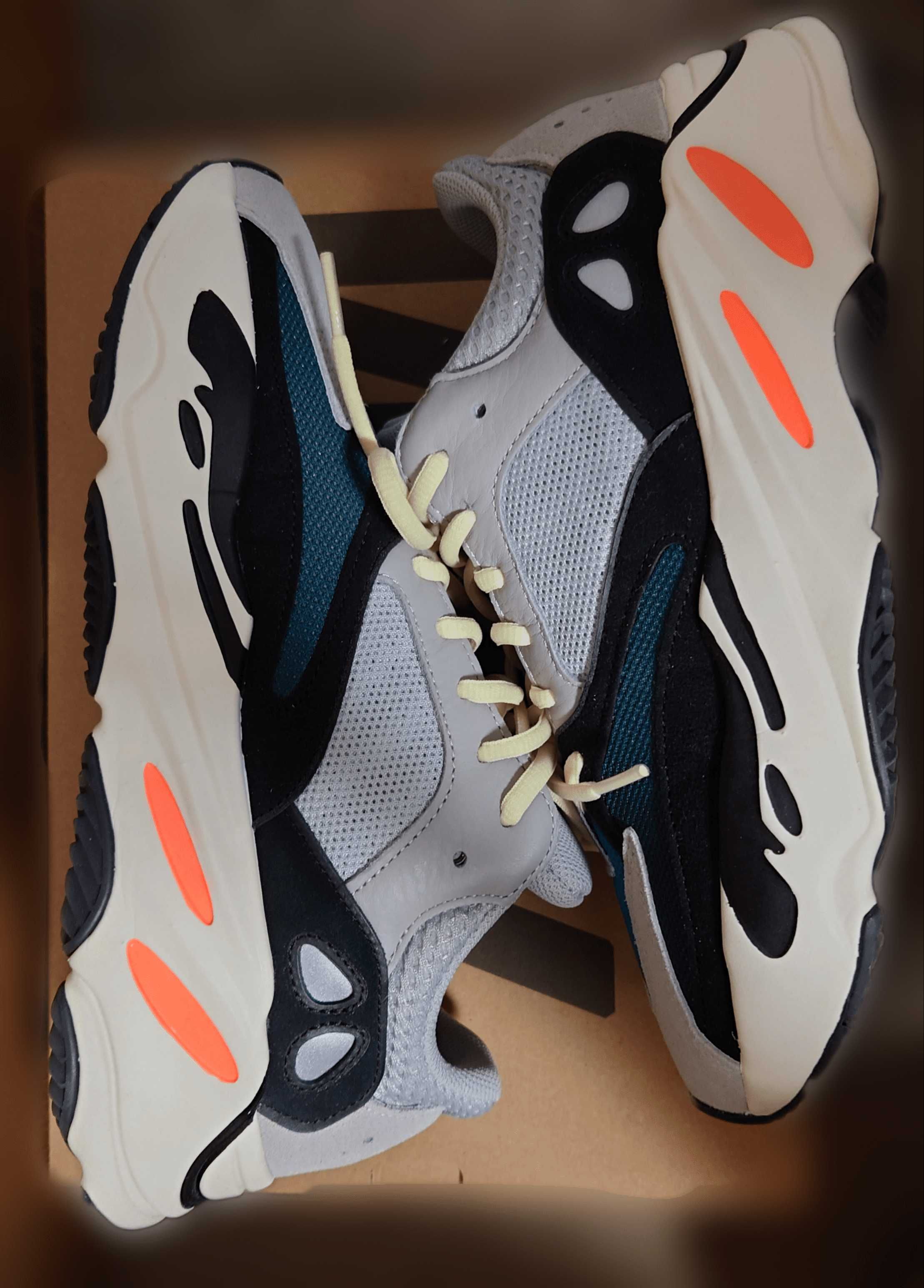 adidas YEEZY Boost 700 "Wave Runner"