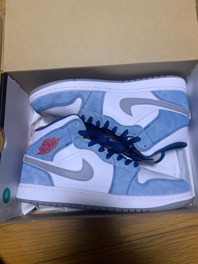 Nike Air Jordan 1 Mid SE "White/Hyper Royal/Red"