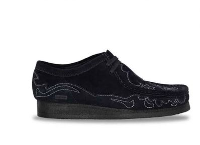 Supreme × Clarks Wallabee "Black"