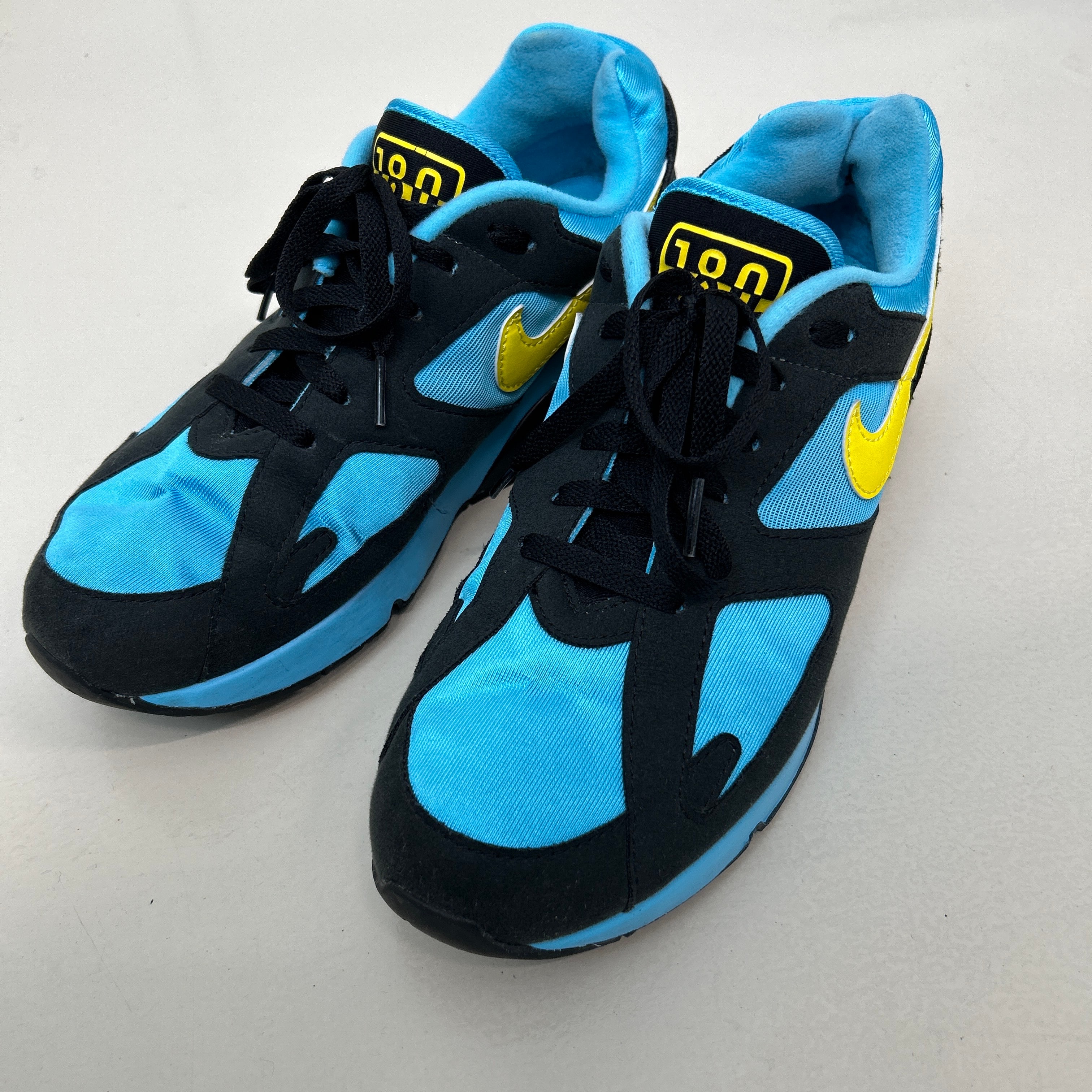 ナイキ エア180 "ブラック アンド バルティックブルー"