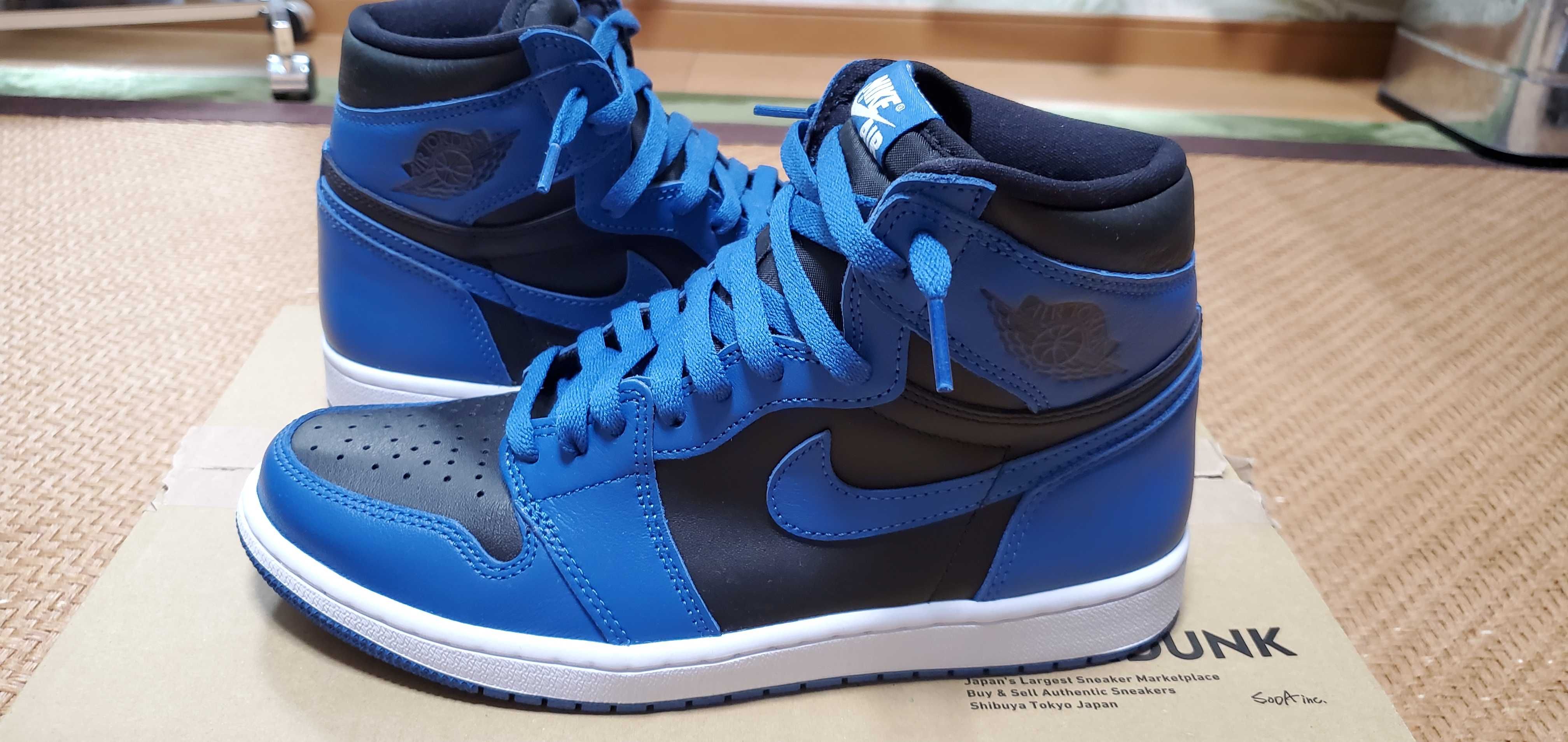 Nike Air Jordan 1 Retro High OG "Dark Marina Blue"