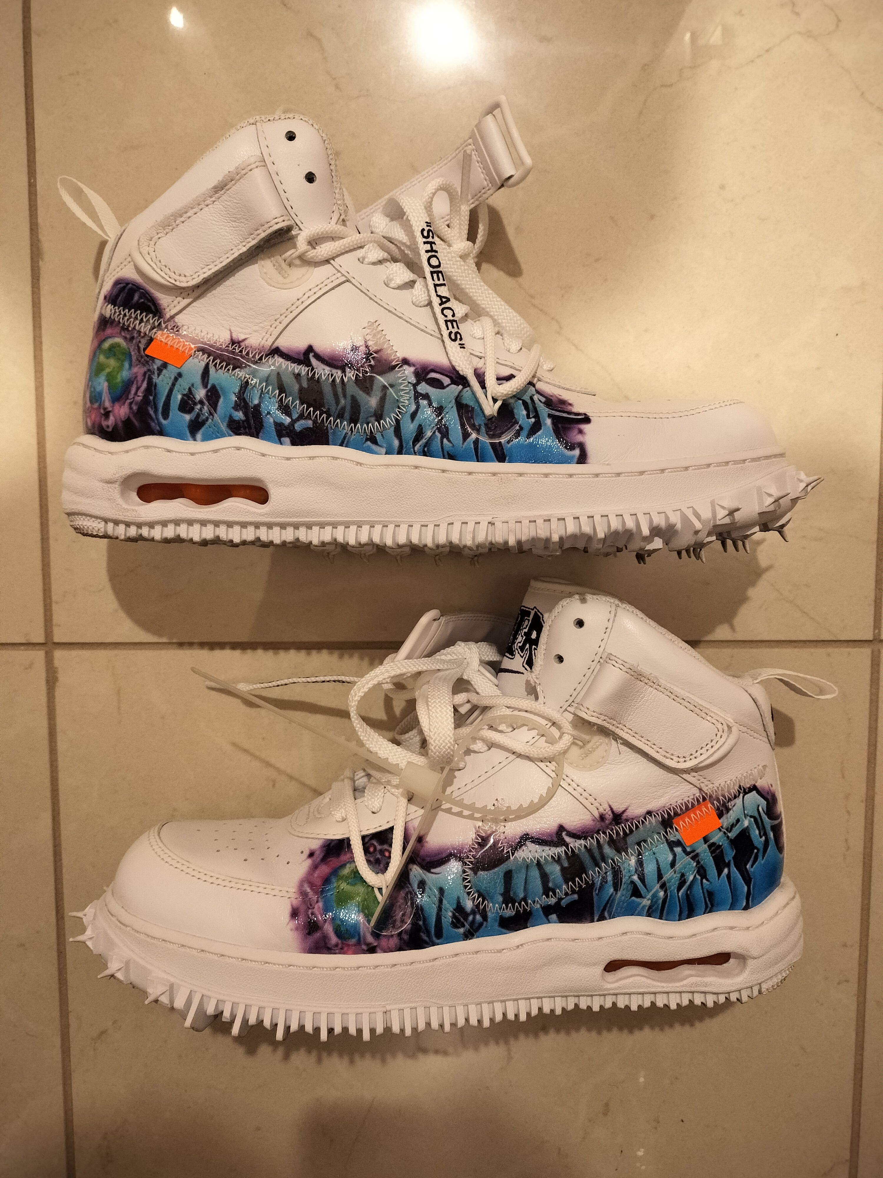 Off-White × Nike Air Force 1 Mid "Graffiti"