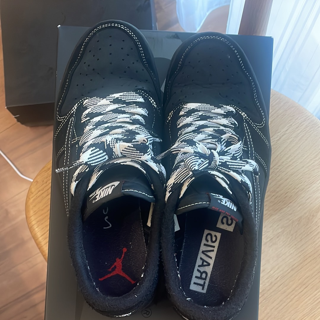 Travis Scott × Nike Air Jordan 1 Low OG SP "Black Phantom"