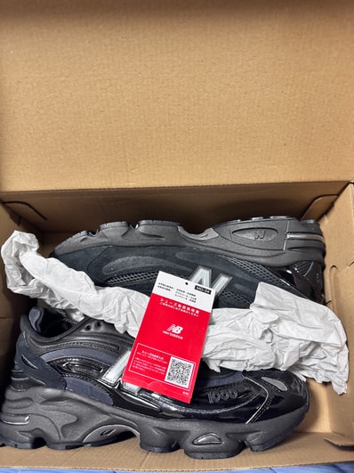 New Balance 1000 "Black" (BEAMS Exclusive)