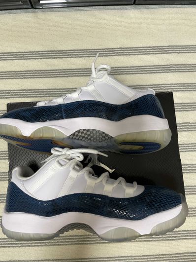 AIR JORDAN 11 LOW "SNAKESKIN"