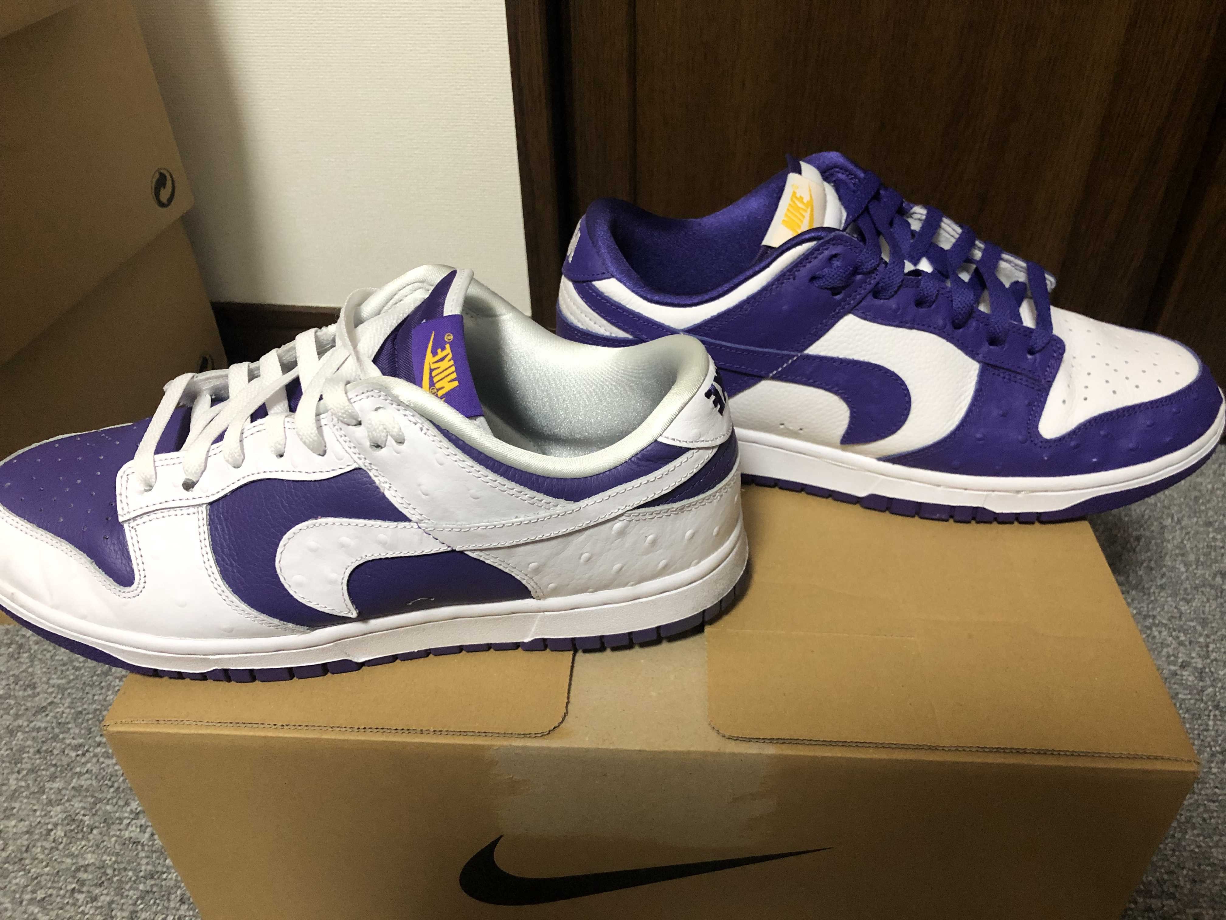 Nike Women's Dunk Low "Made You Look"