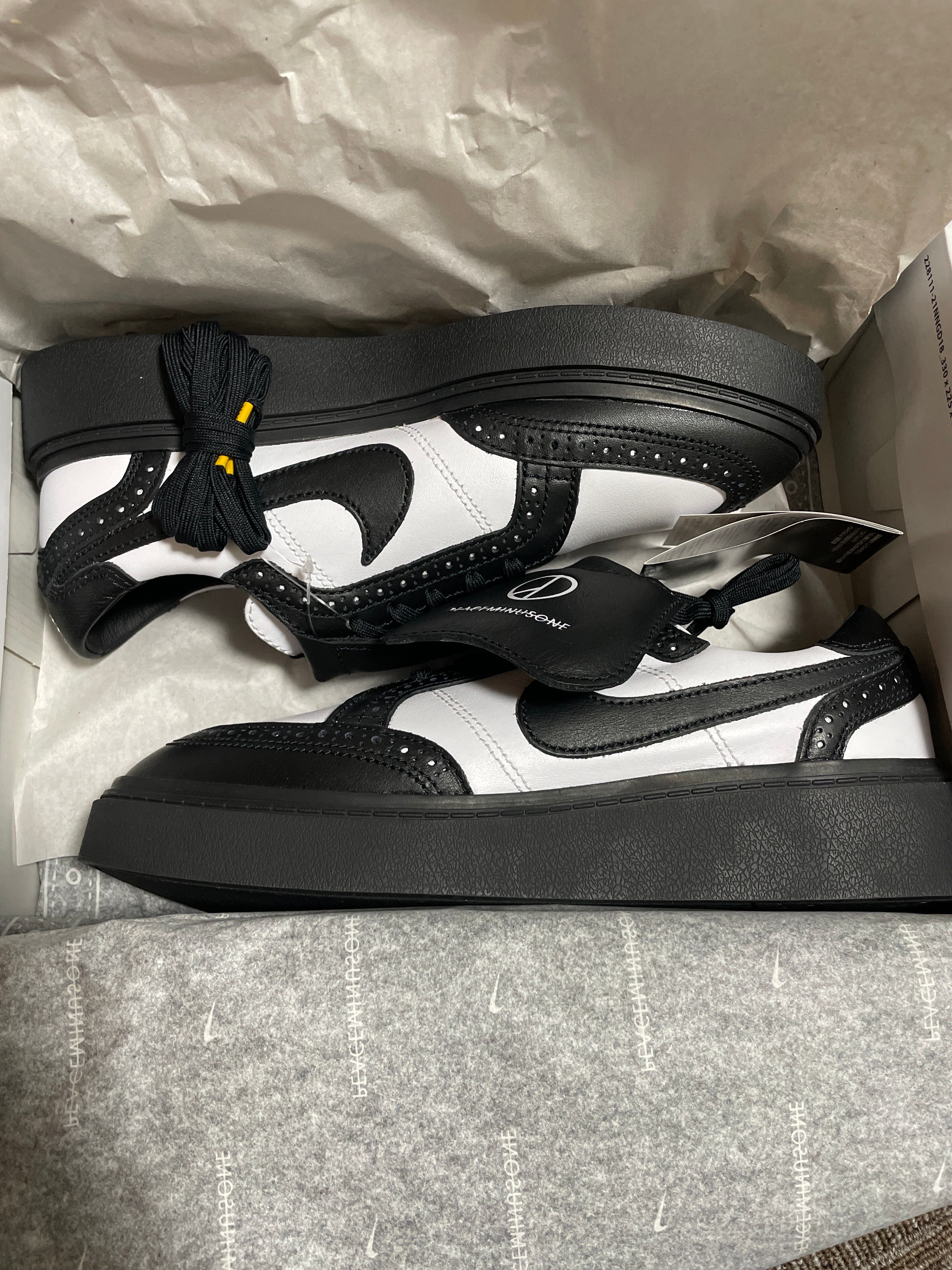 PEACEMINUSONE × Nike Kwondo 1 "Black and White" / G-DRAGON
