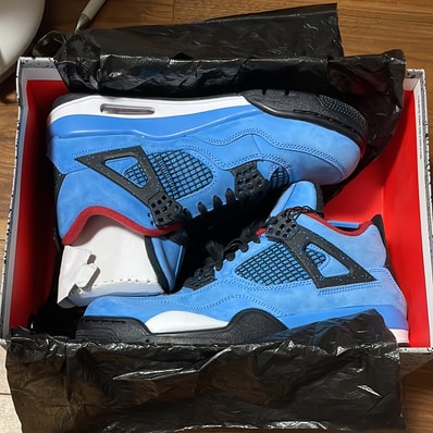 Travis Scott × Nike Air Jordan 4 Retro Cactus Jack "University Blue"