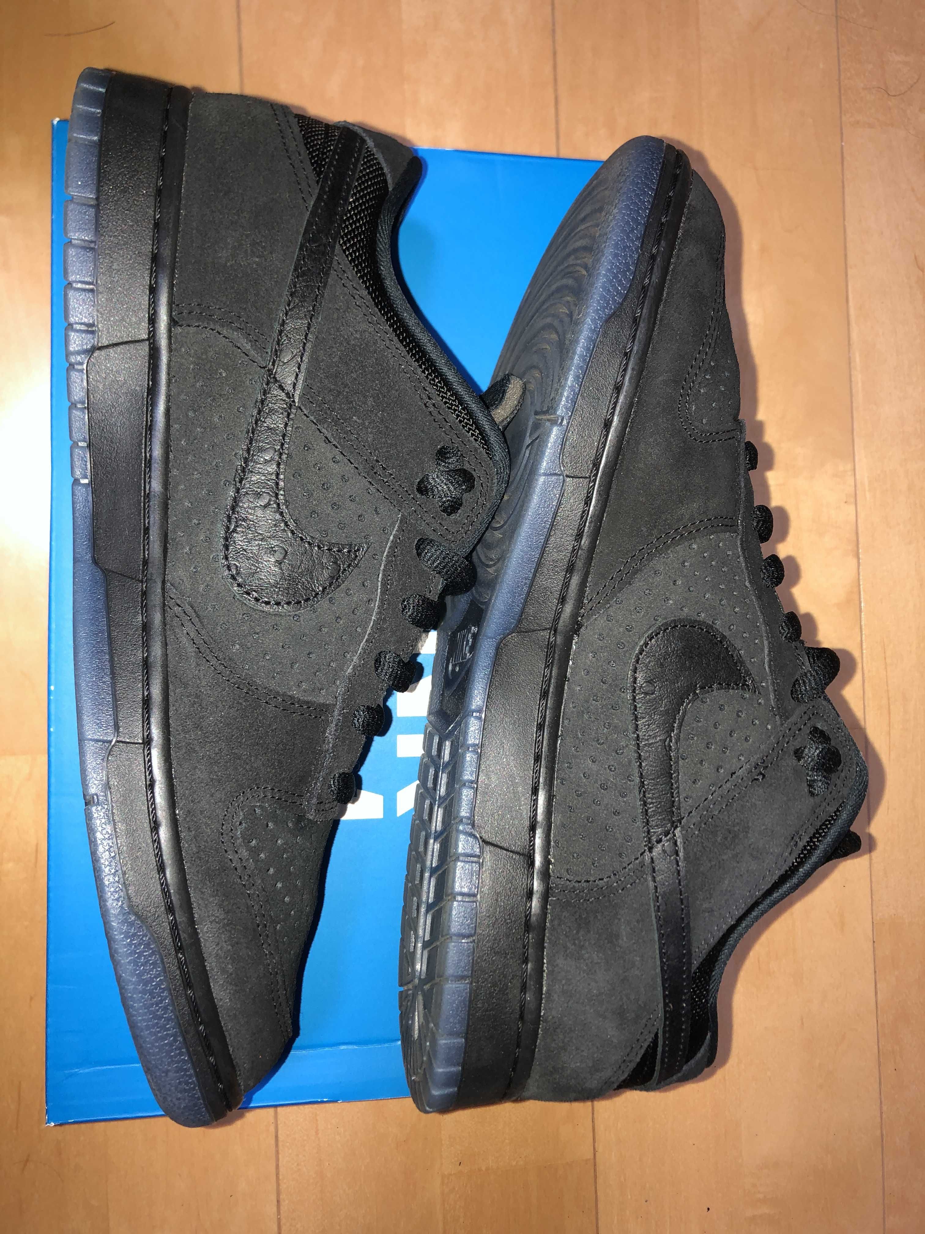 UNDEFEATED × Nike Dunk Low SP "5 ON IT"